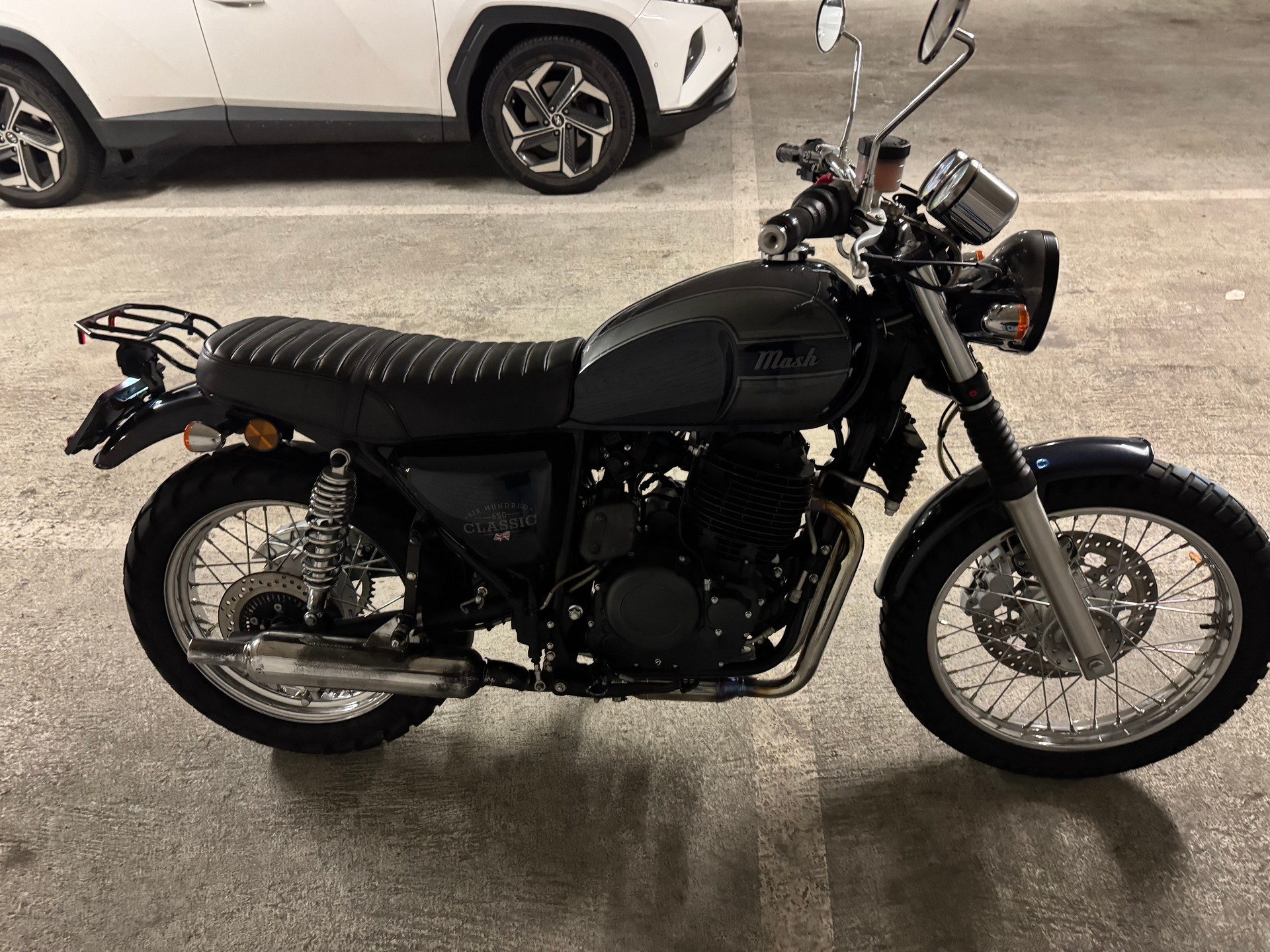 MASH 650 Six Hundred Classic-image-2