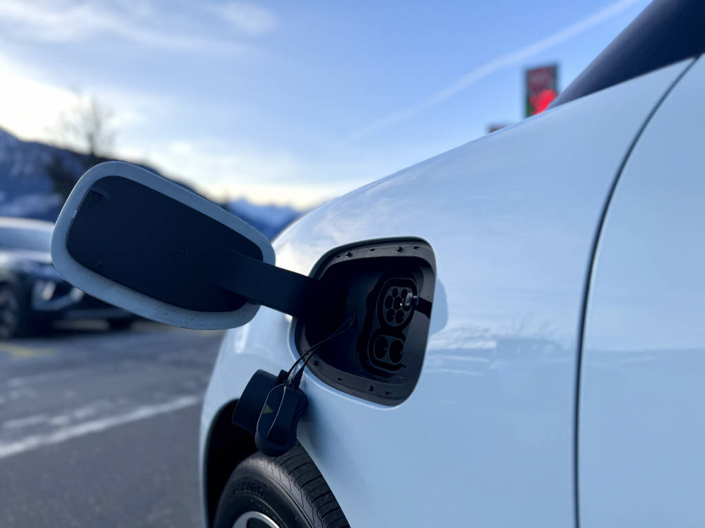 JAC E30X Electric-image-23