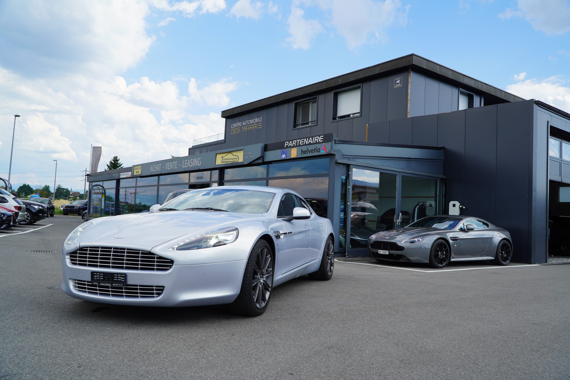 ASTON MARTIN Rapide 5.9 V12 Touchtronic 2-showroom-element-3