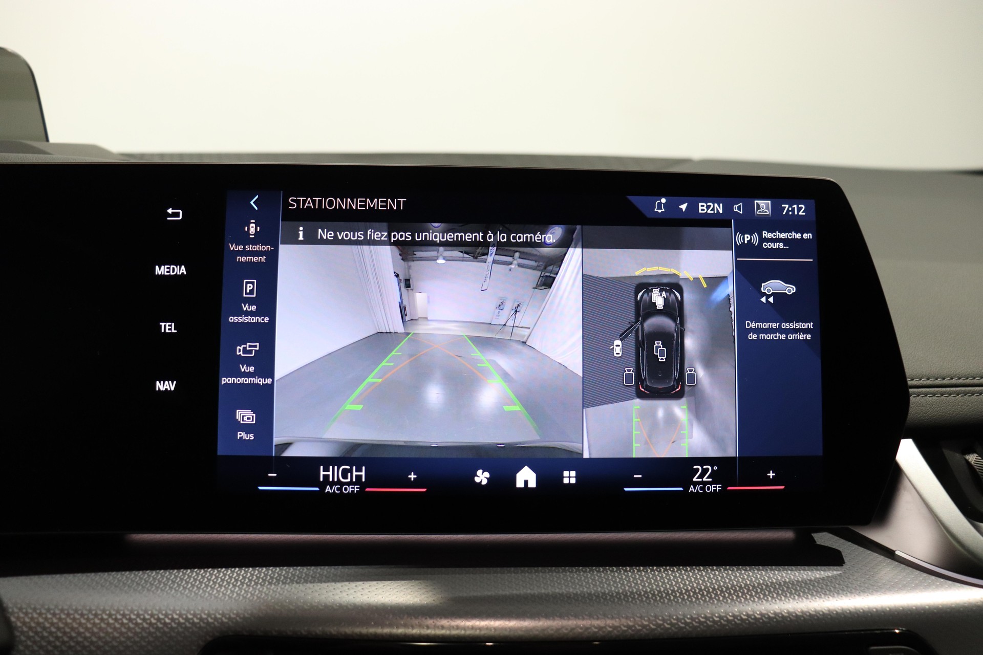 BMW 223d xDrive paddles Active Tourer-image-16