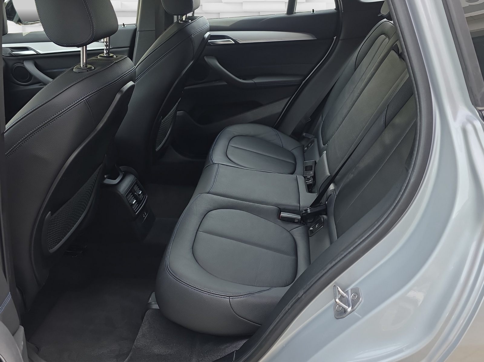 BMW X1 xDrive 20d Steptronic-image-8