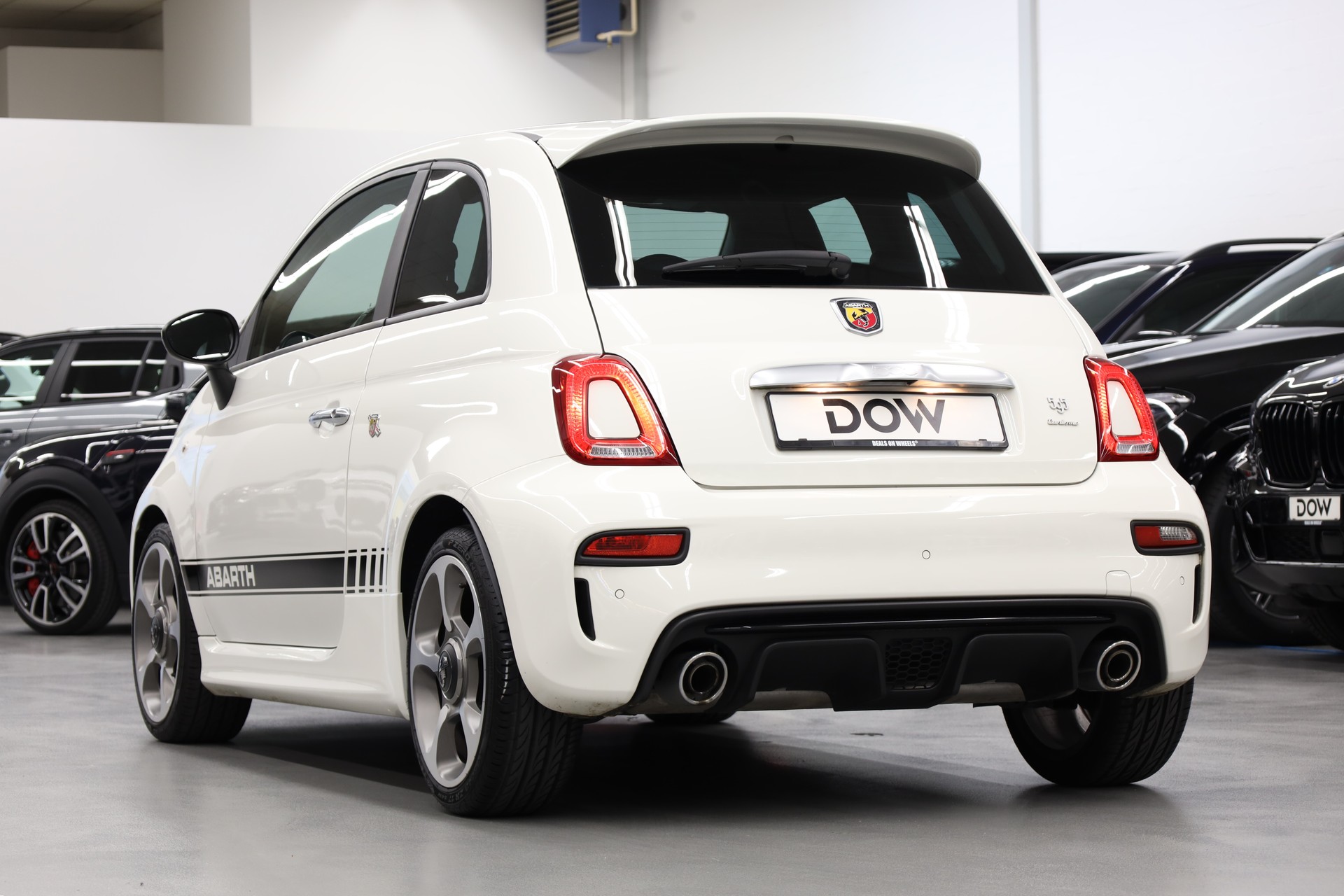 FIAT 595 Abarth 1.4 T-Jet 165 Turismo-image-7