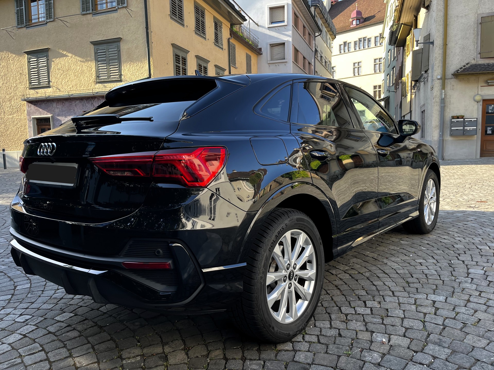 AUDI Q3 Sportback 35 TFSI S line 1.5 S-Tronic | CH-Fahrzeug | Frisch ab Service-image-1