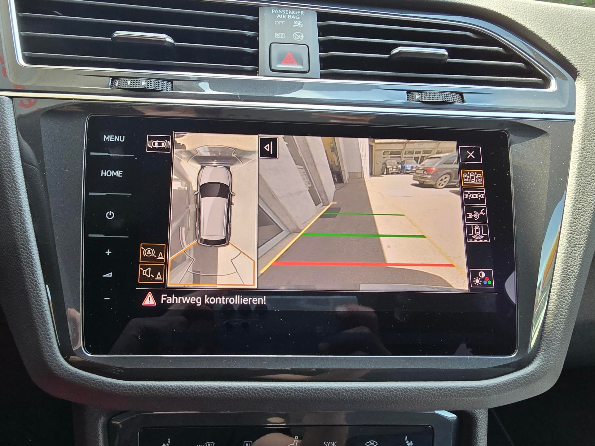VW Tiguan 2.0TSI R 4Motion DSG-image-9