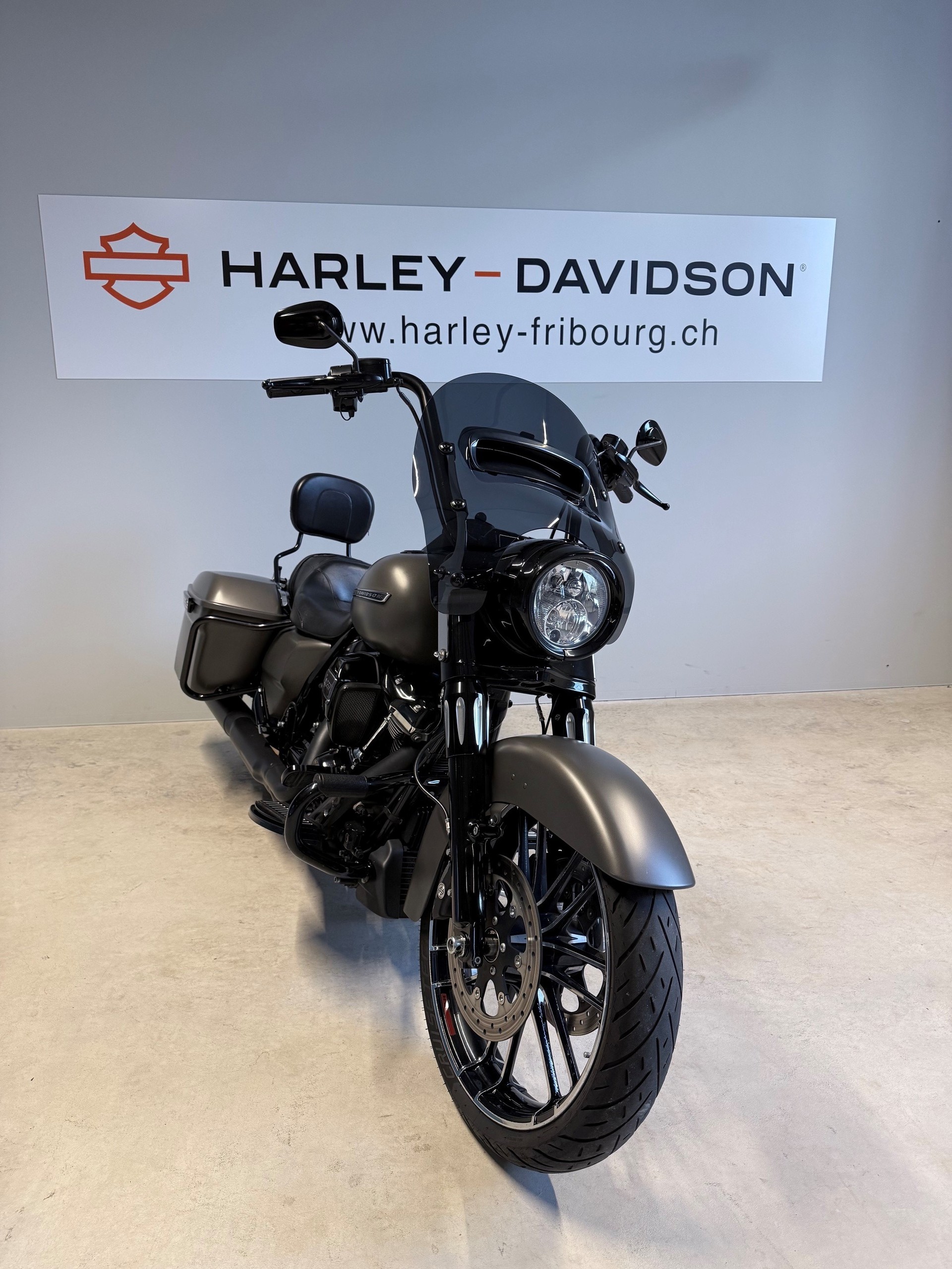 HARLEY-DAVIDSON FLHRXS Road King Special 107 ABS-showroom-element-2
