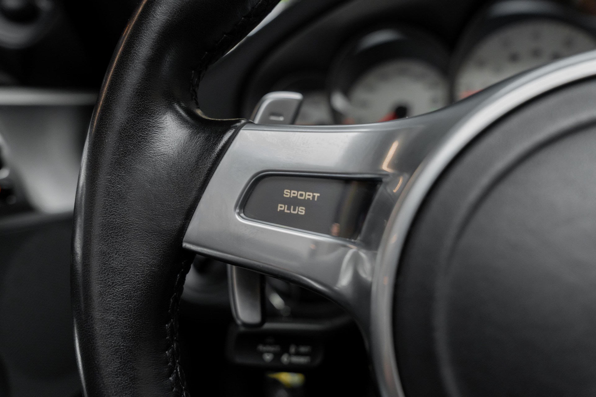 PORSCHE 911 Cabrio Carrera 4S PDK-image-31