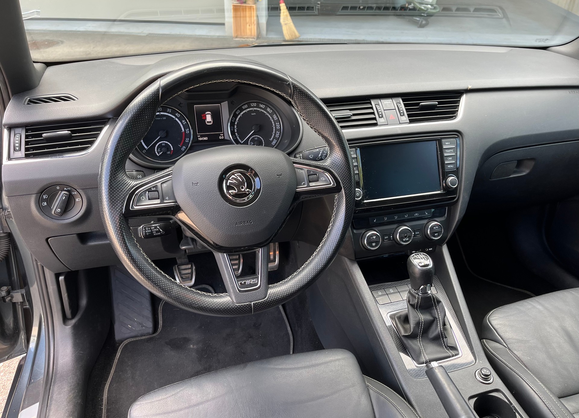 SKODA 2.0 TDI 184 RS-image-5