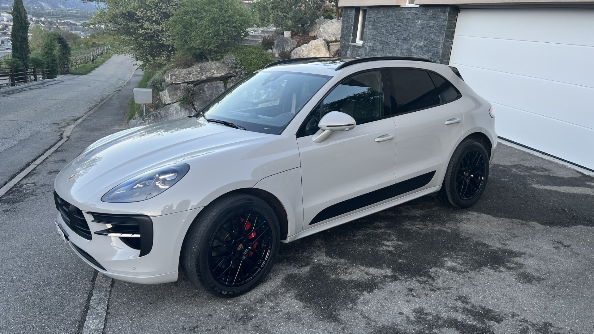 PORSCHE 2.9 V6 GTS-image-0