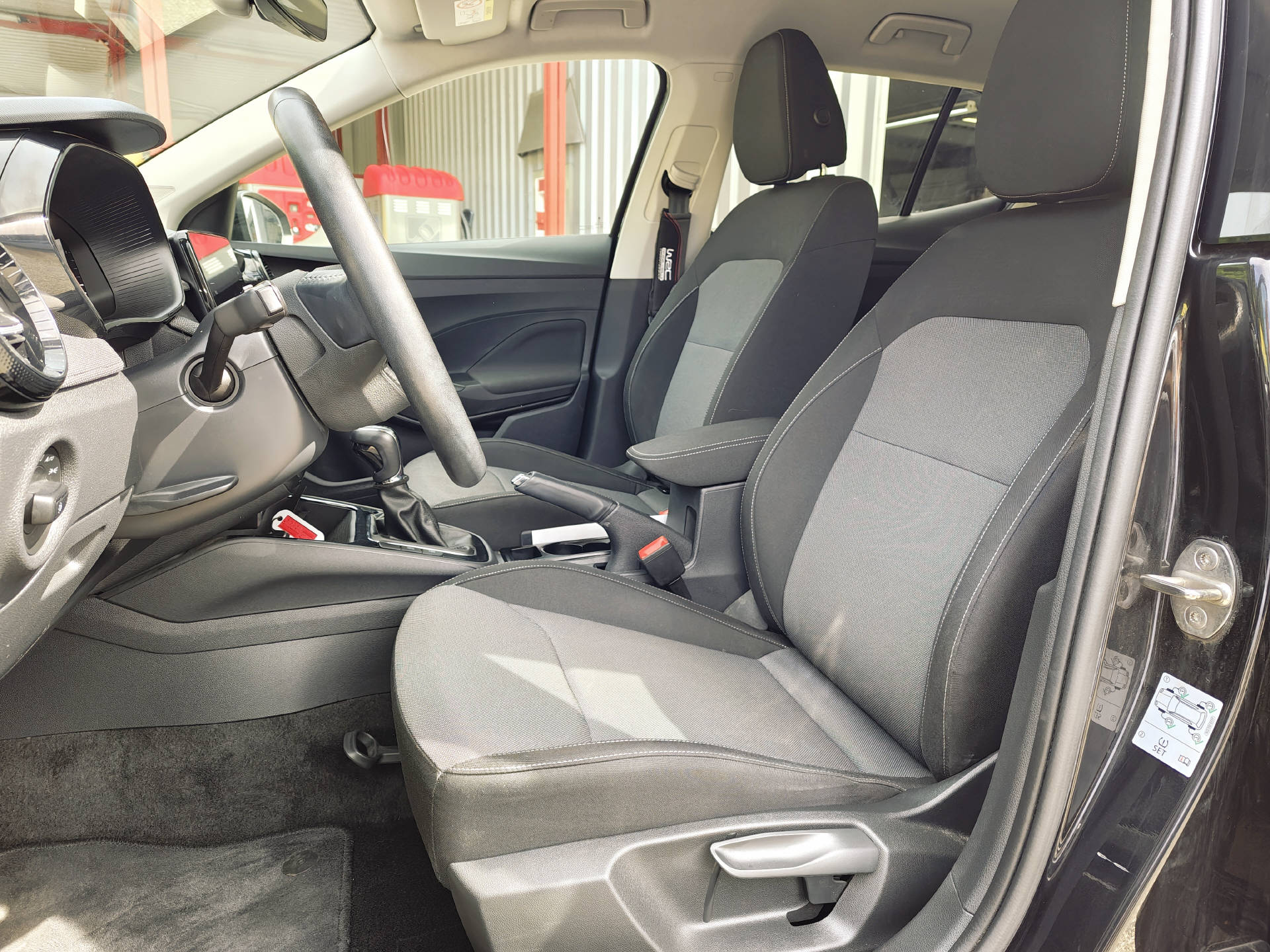 SKODA Fabia 1.0 TSI Ambition DSG-image-12