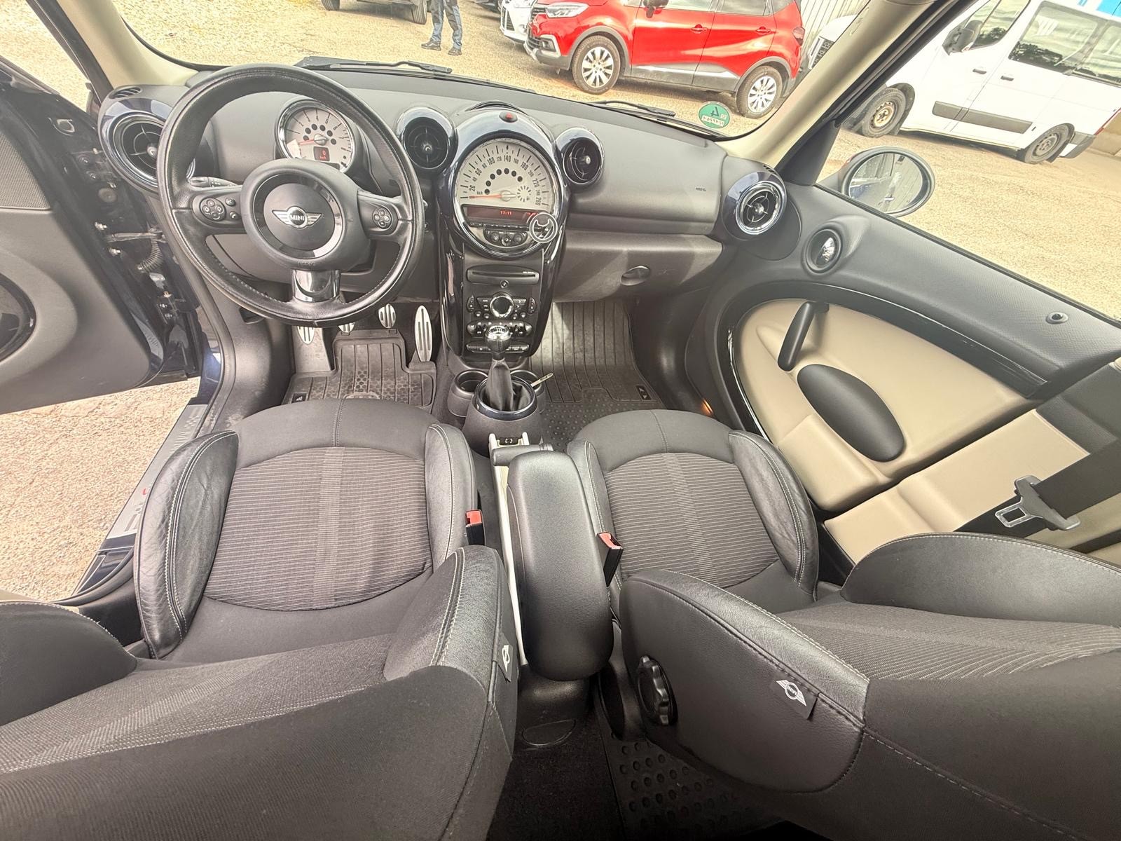 MINI Countryman Cooper S ALL4-image-12