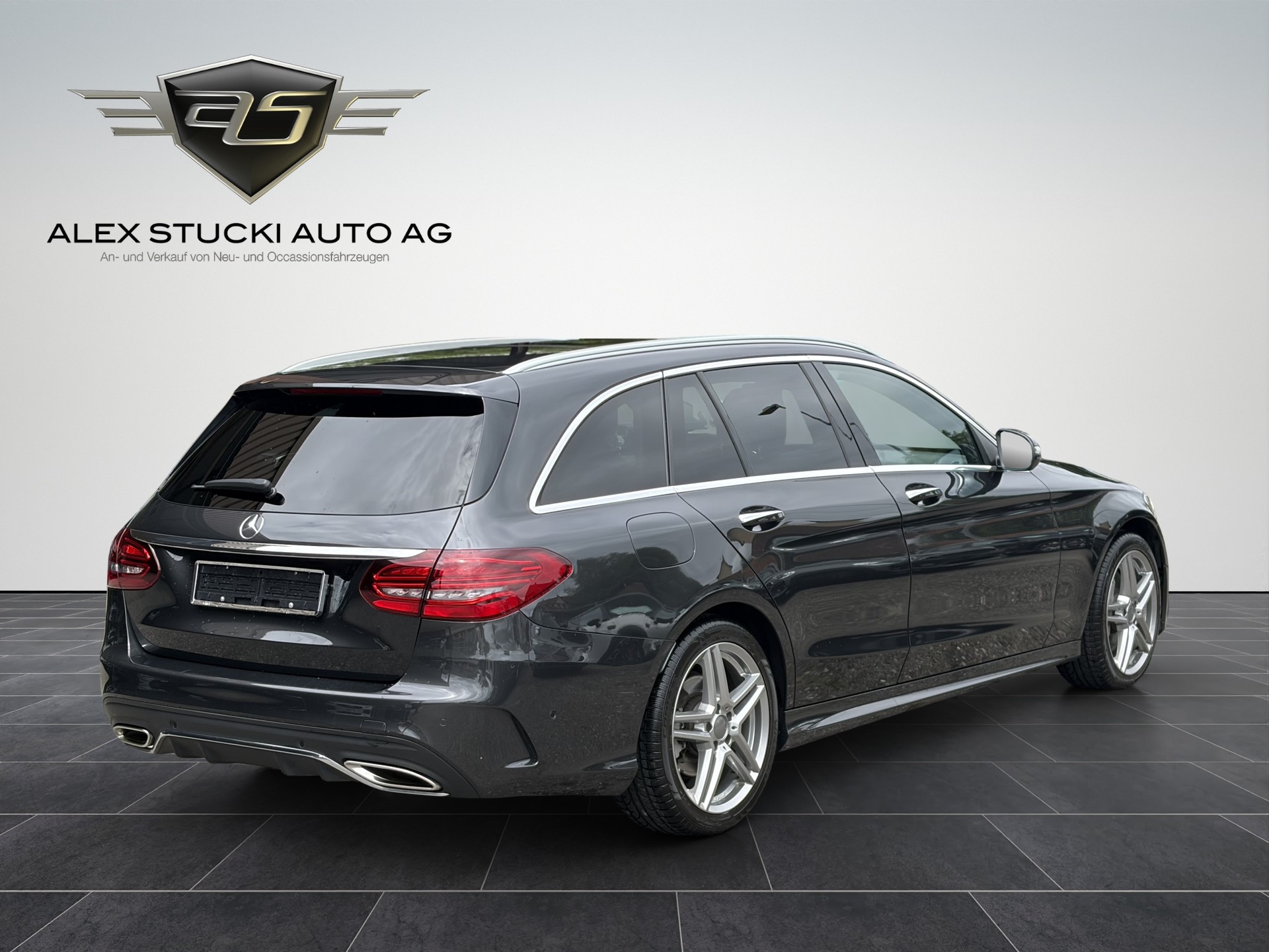 MERCEDES-BENZ C 400 AMG Line 4Matic 9G-Tronic-image-7
