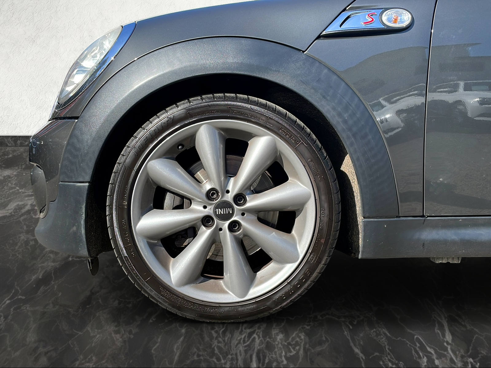 MINI Cooper S-image-8