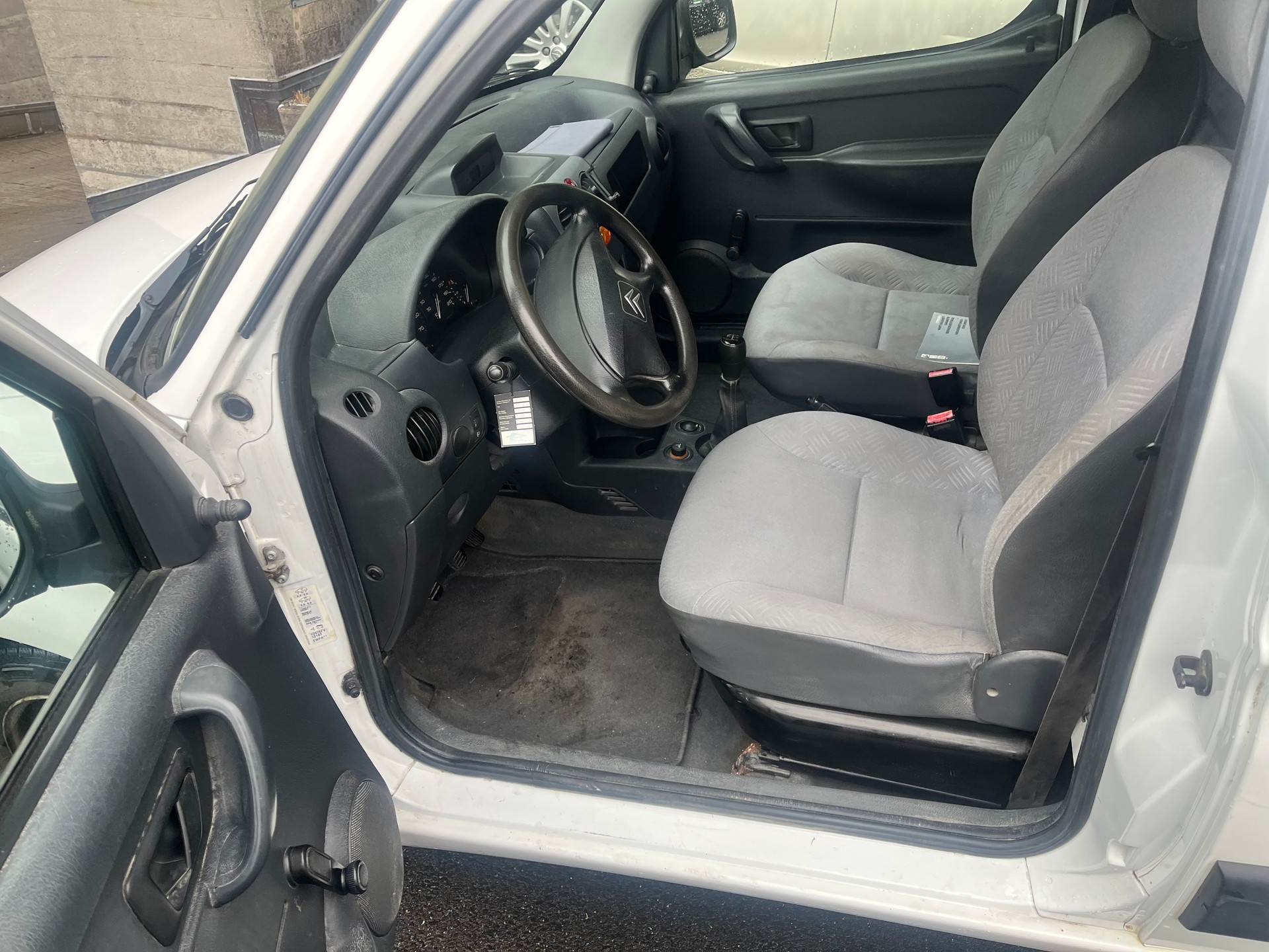 CITROEN Berlingo 1.4 600-image-7