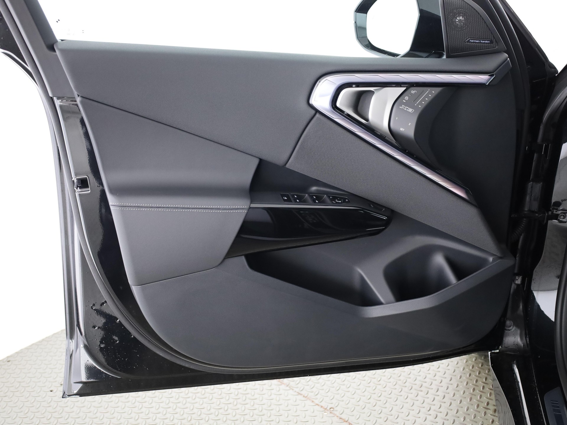 BMW X3 20d xDrive-image-10