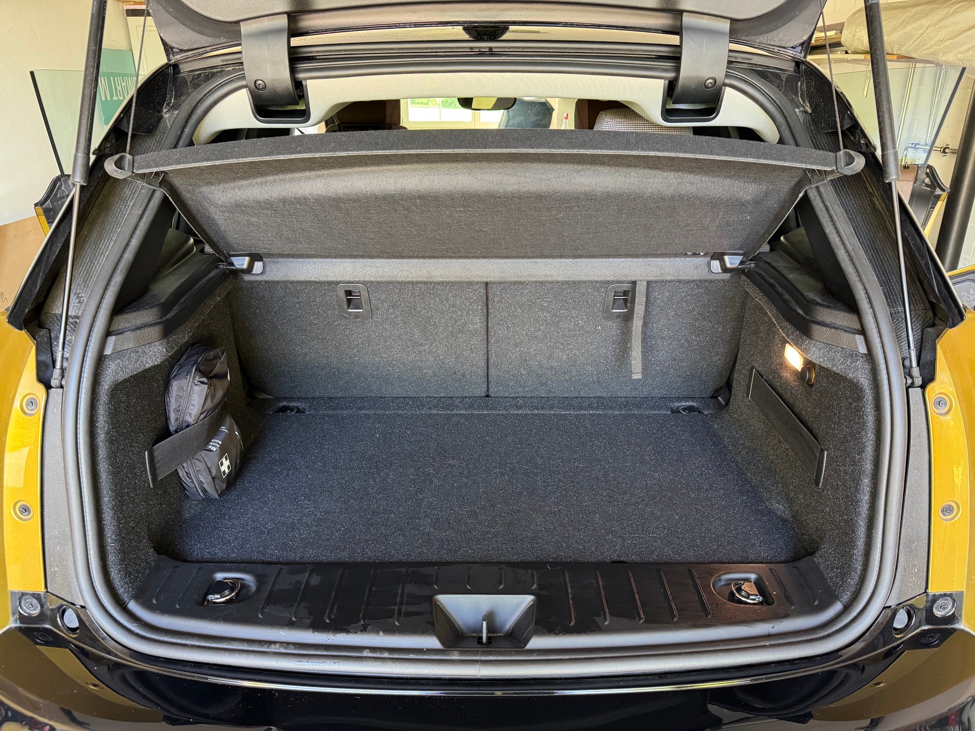 BMW i3s 120 Ah-image-5