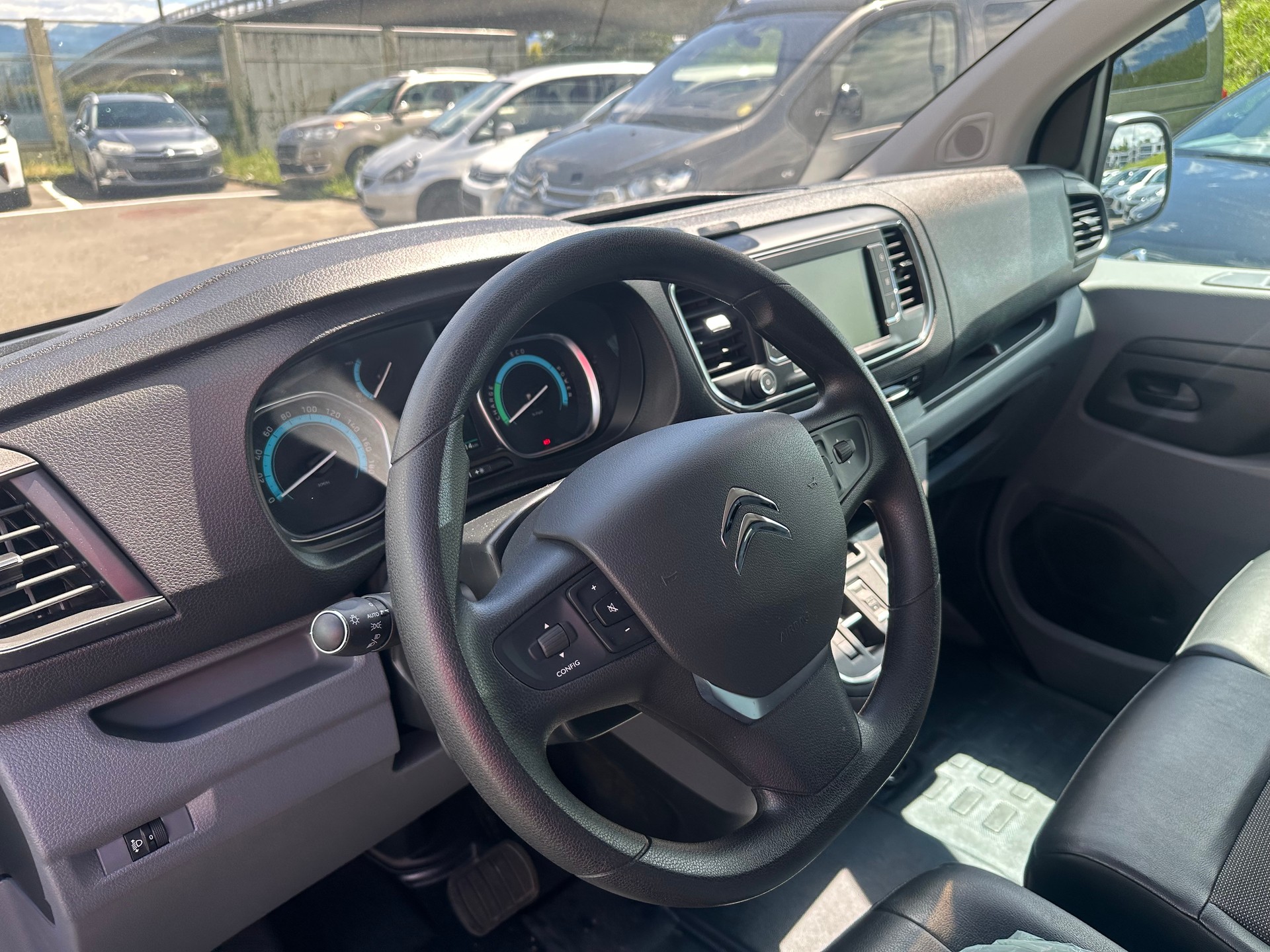 CITROEN e-Jumpy XL Club 75kWh-image-6