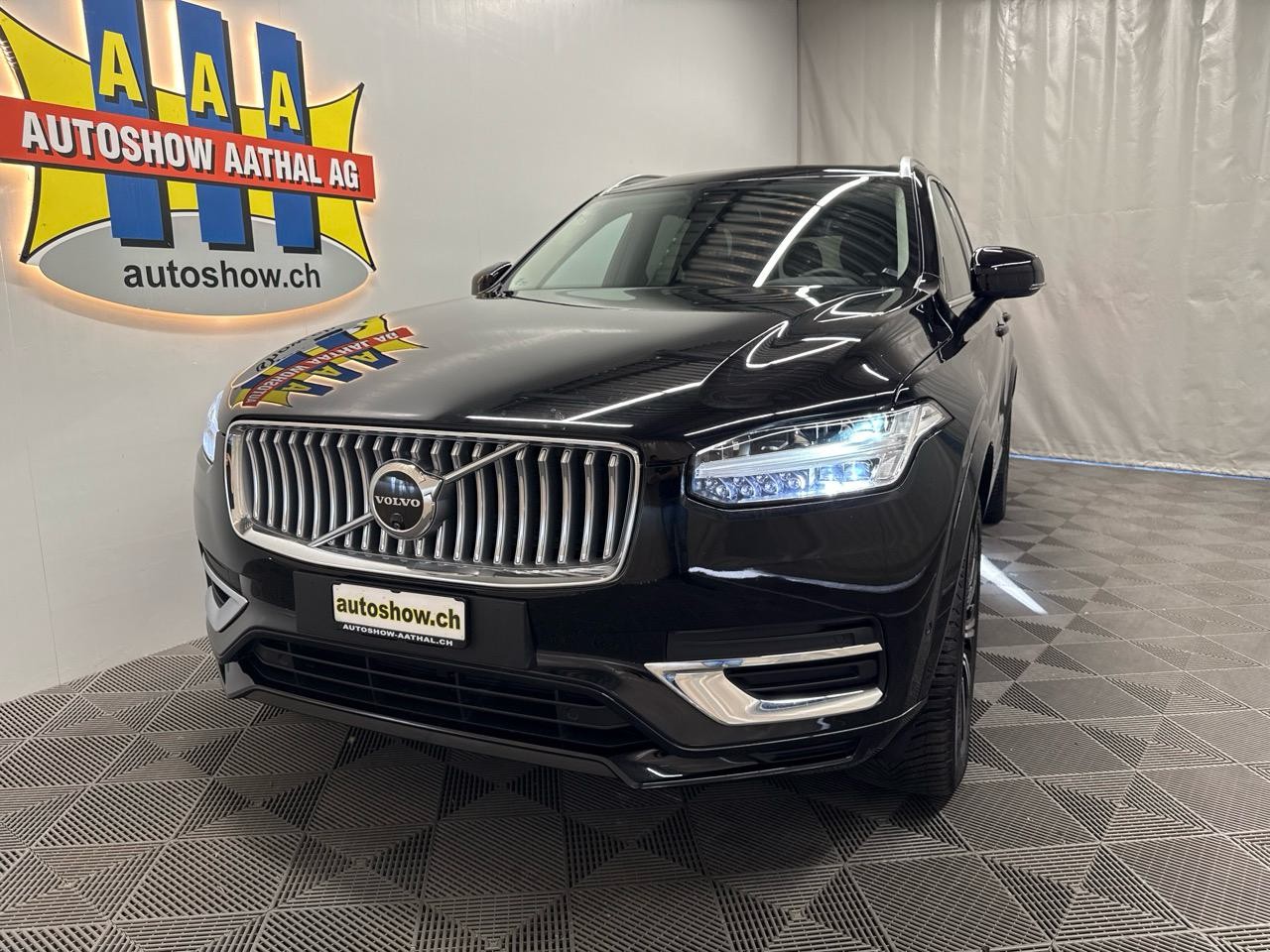 VOLVO XC90 B5 Diesel Mild Hybrid AWD Plus Bright Geartronic-image-18