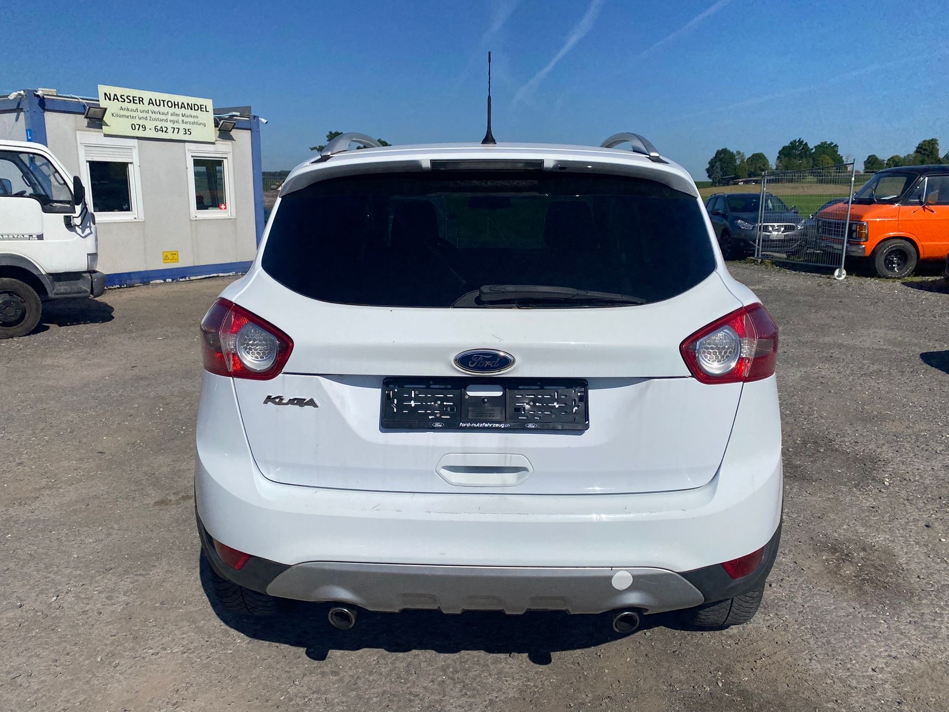 FORD Kuga 2.5 Turbo Titanium 4WD-image-6