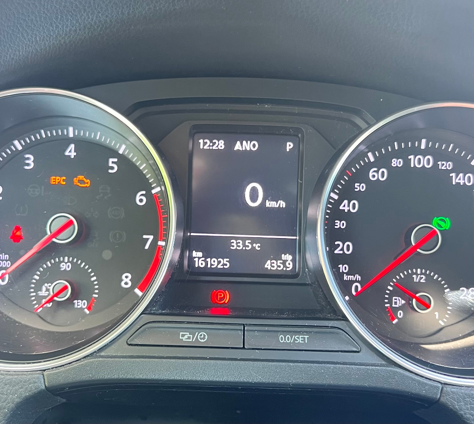 VW 1.8 TSI GTI DSG-image-5