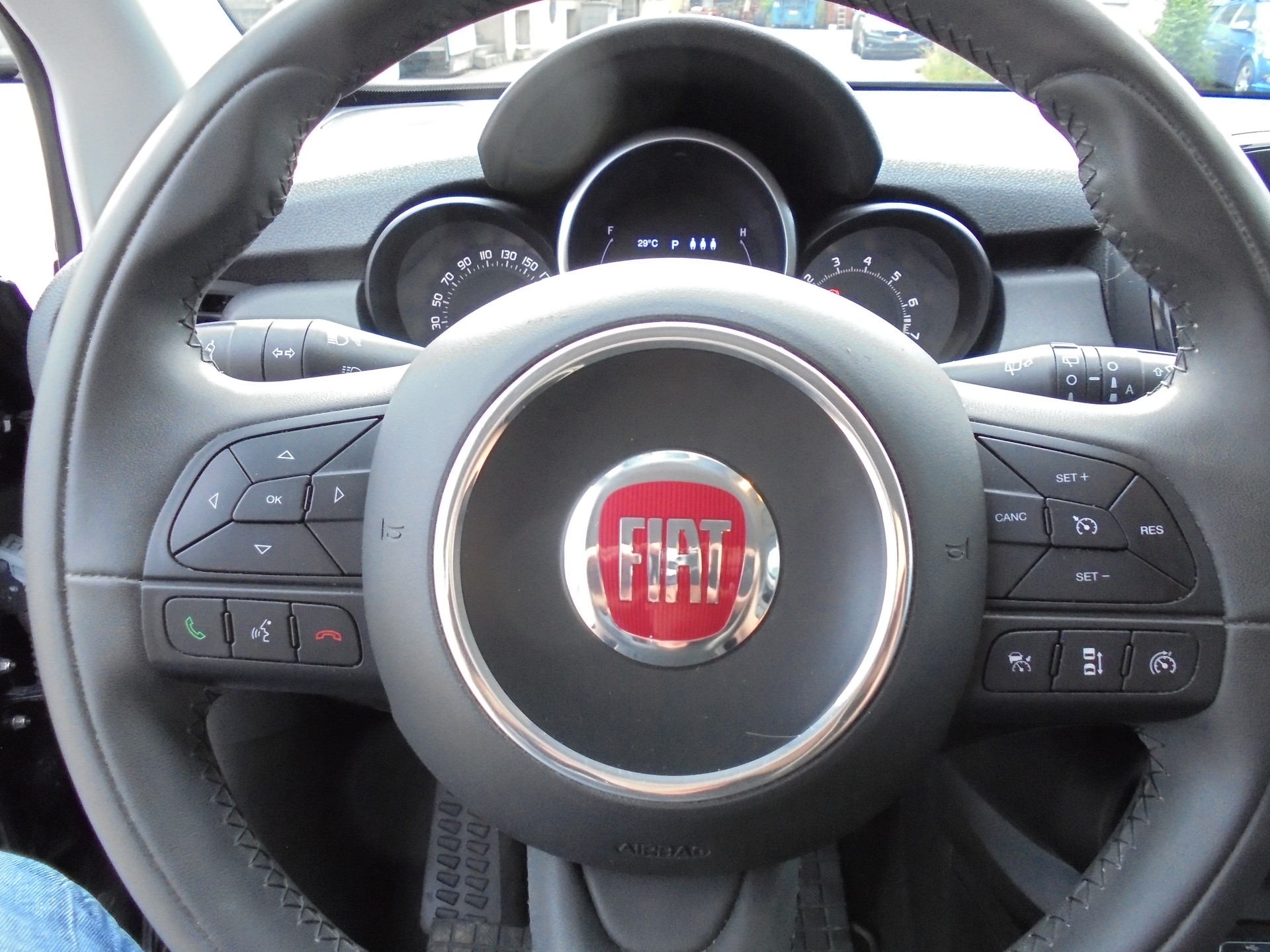FIAT 500X 1.4T Cross 4x4 Automatic-image-14