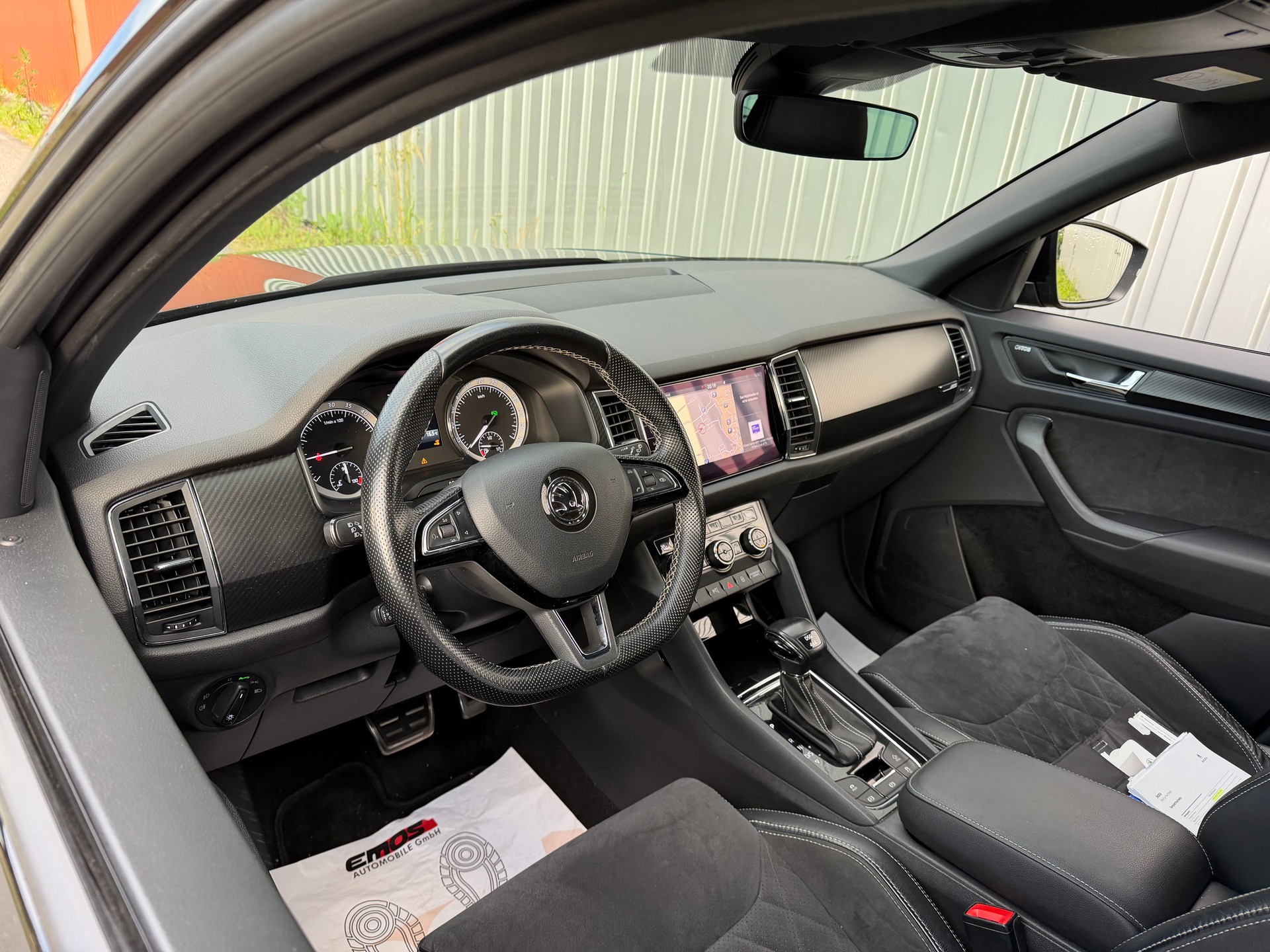 SKODA Kodiaq 2.0 TDI CR Sport Line 4x4 DSG 7 Plätz-image-9