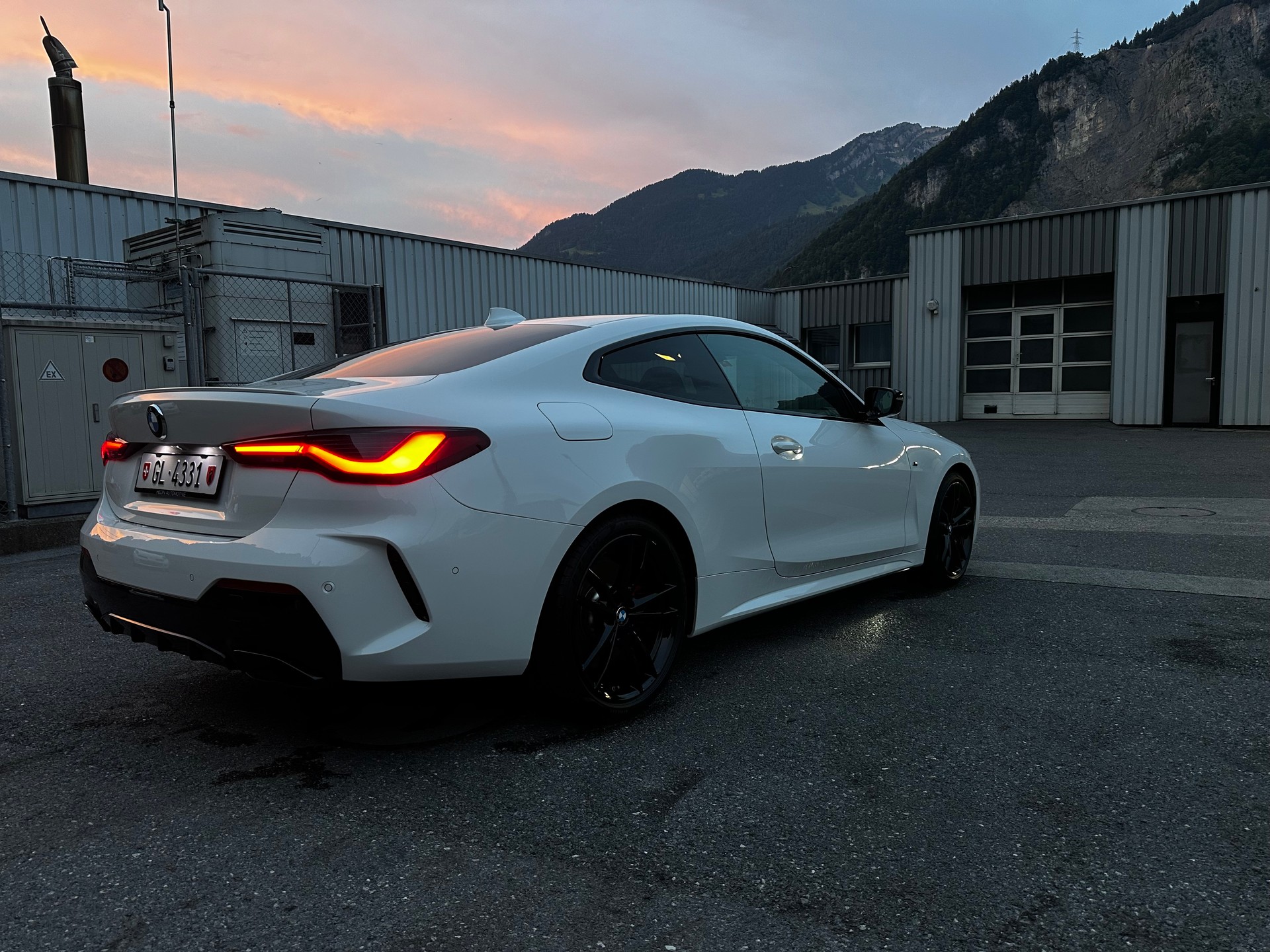 BMW M440i xDrive-image-3