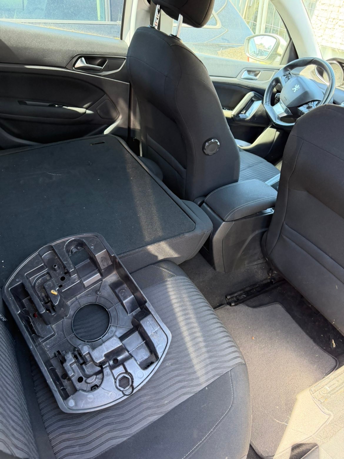 PEUGEOT 308 SW 1.6 BlueHDI Business-image-13