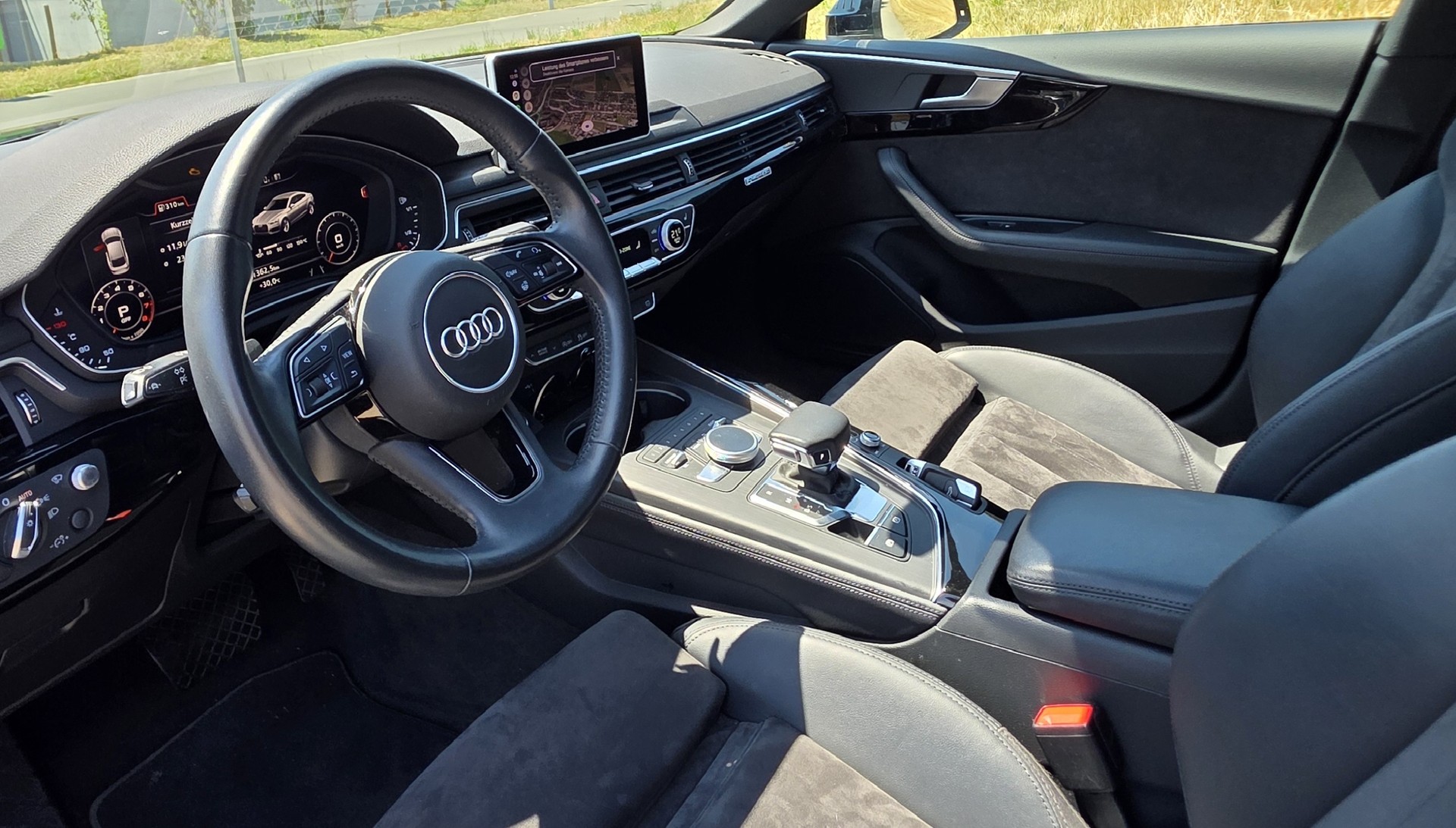 AUDI A5 Sportback 2.0 TFSI quattro S-Tronic-image-5