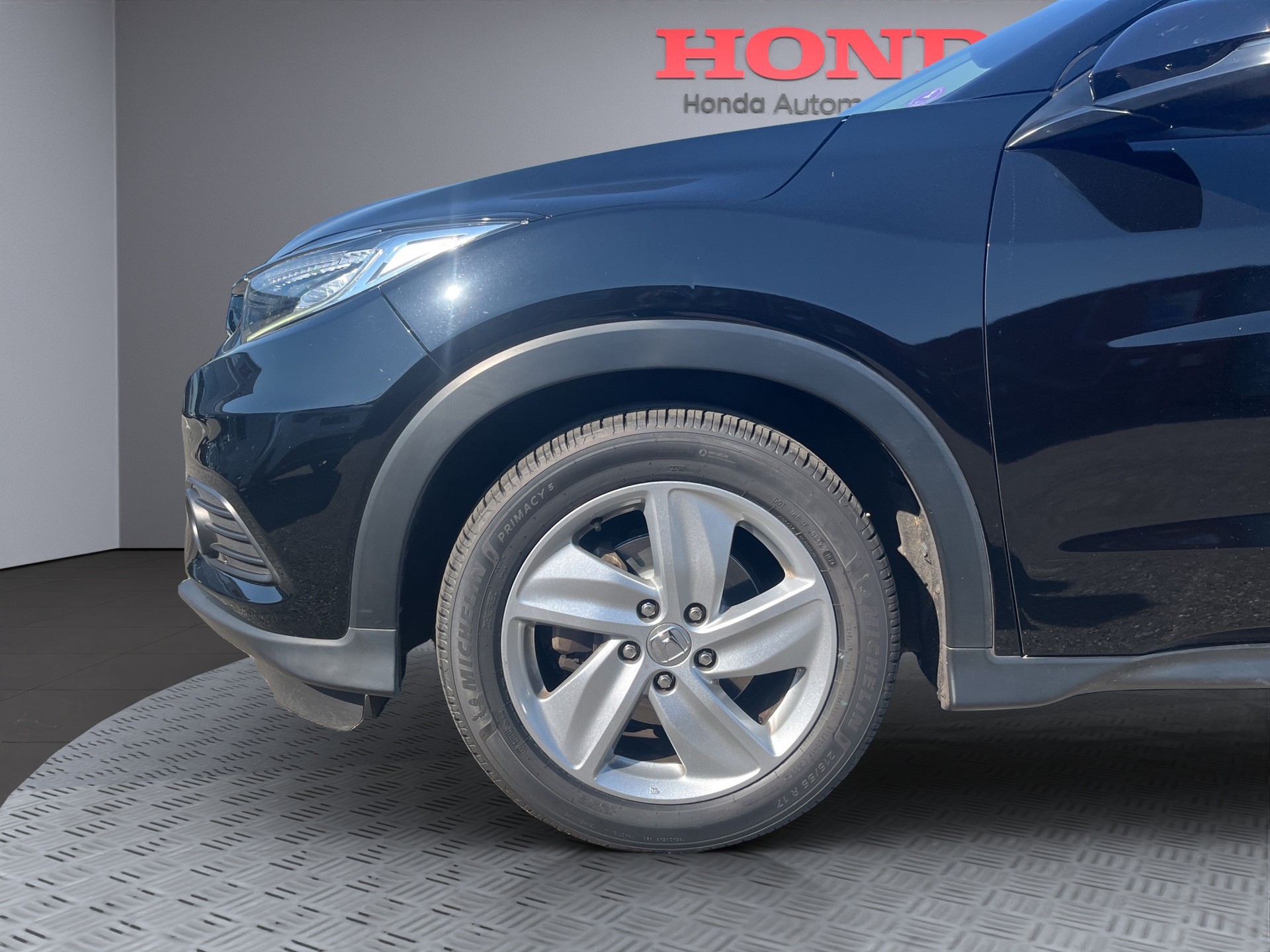 HONDA HR-V 1.5i-VTEC Executive-image-15
