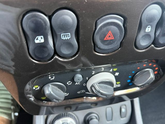 DACIA Duster 1.6 4x4-image-7