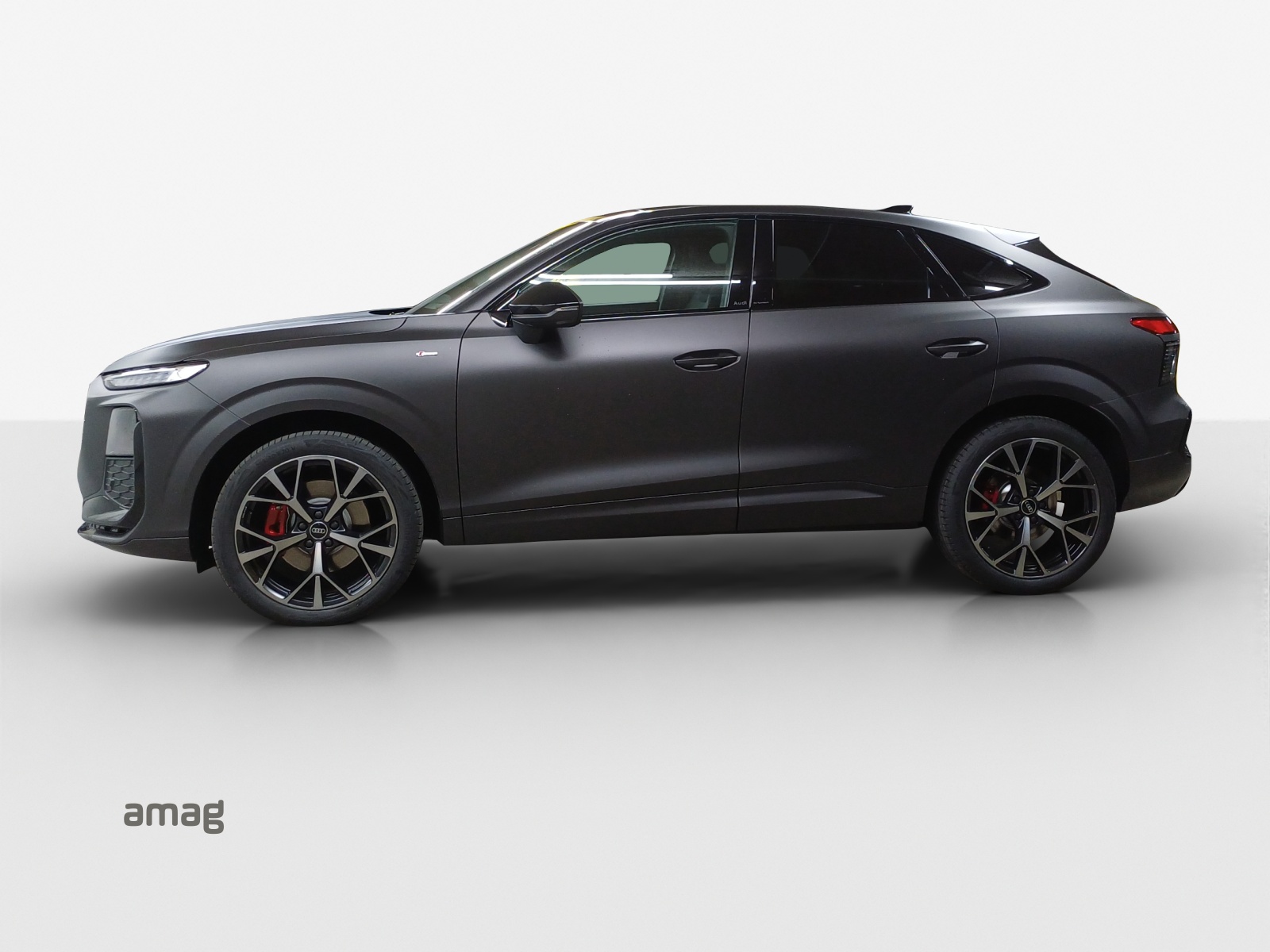 AUDI Q3 Sportback TFSI quattro 195 kW S tronic-image-1
