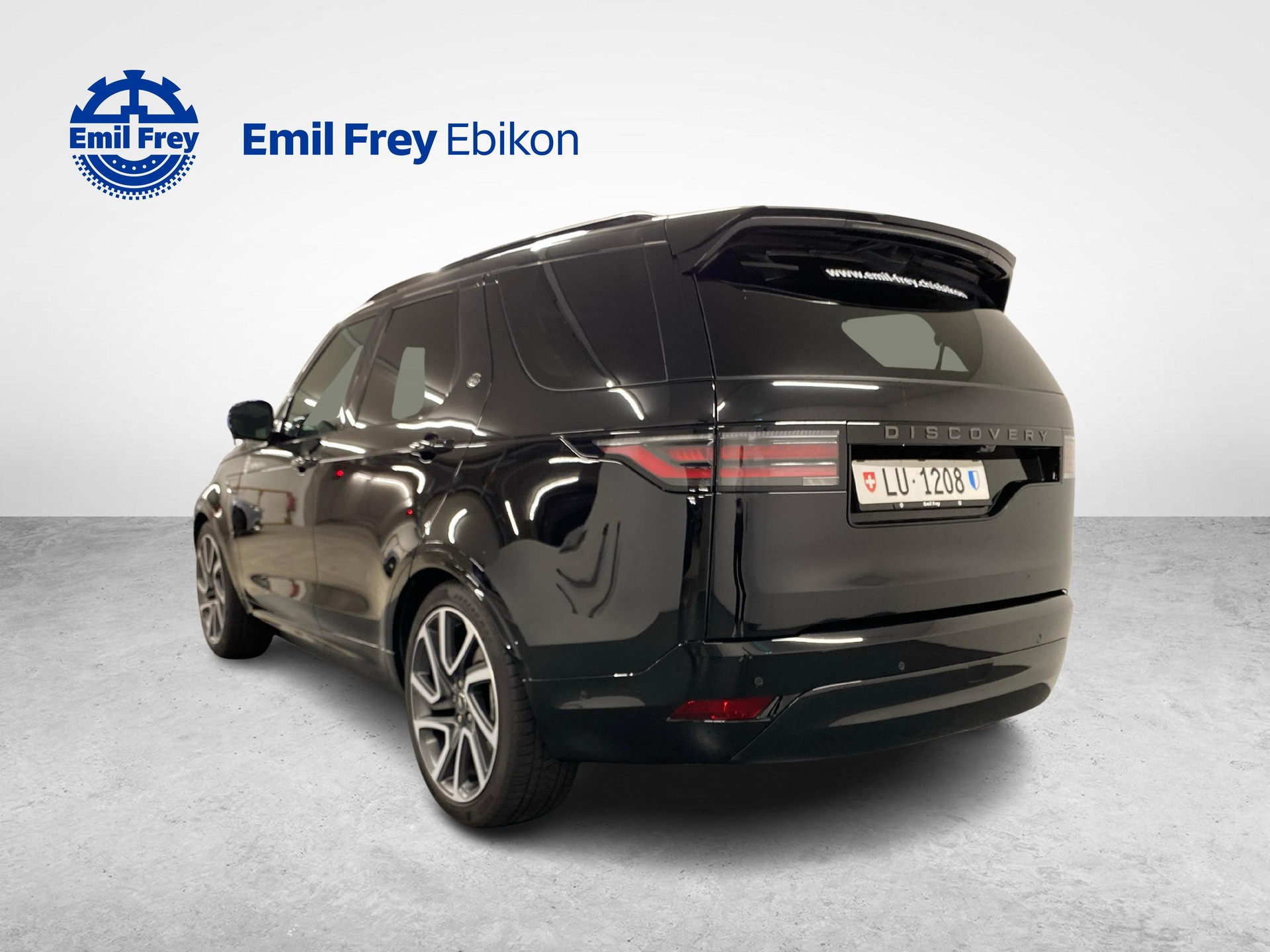 LAND ROVER Discovery 3.0 D I6 350 Dynamic HSE-image-2