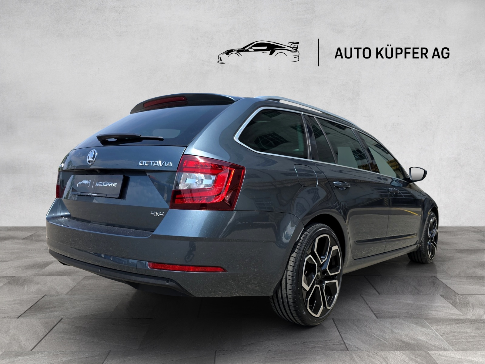 SKODA Octavia Combi 2.0 TDI 4x4 DSG-image-2