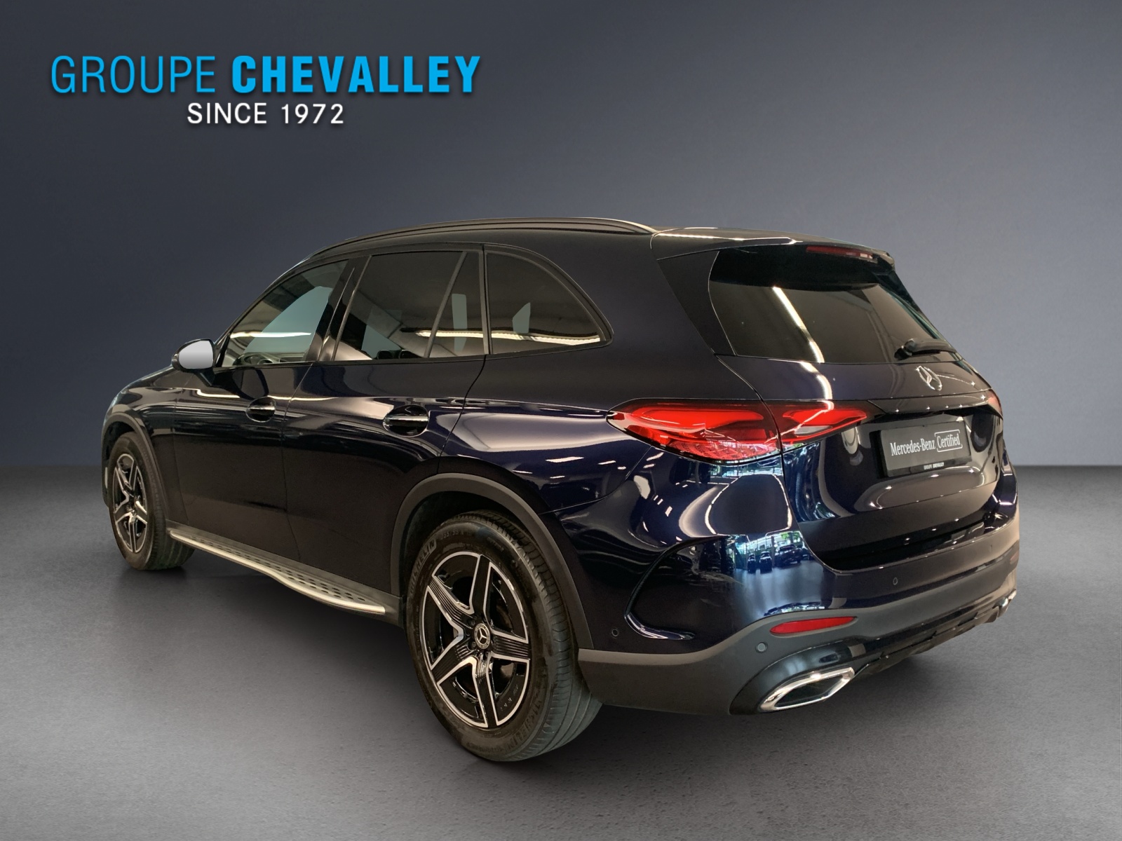 MERCEDES-BENZ GLC 300 4M AMG Line-showroom-element-2