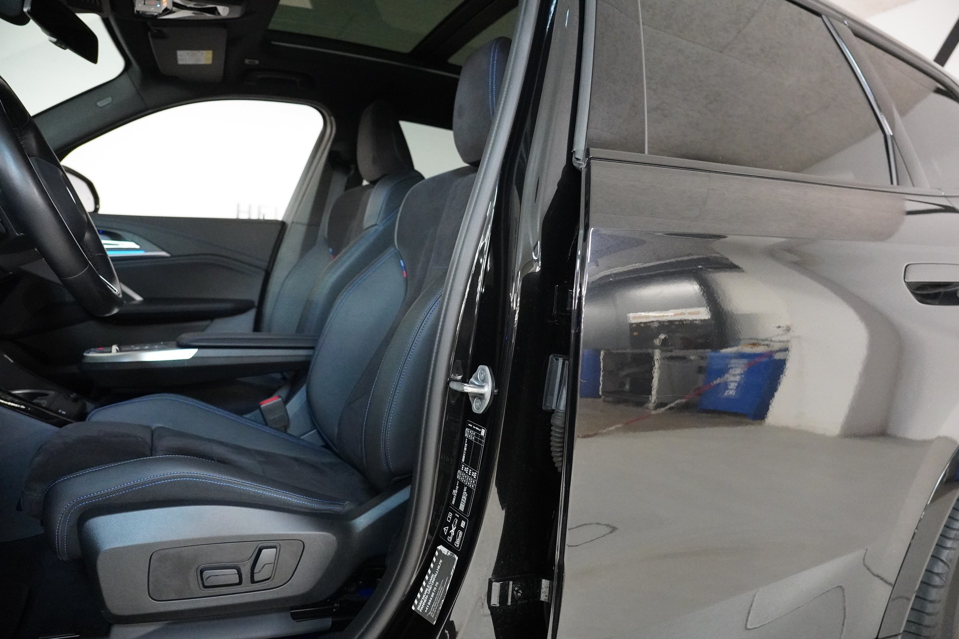 BMW X1 xDrive 23d 48V M Sport-image-10