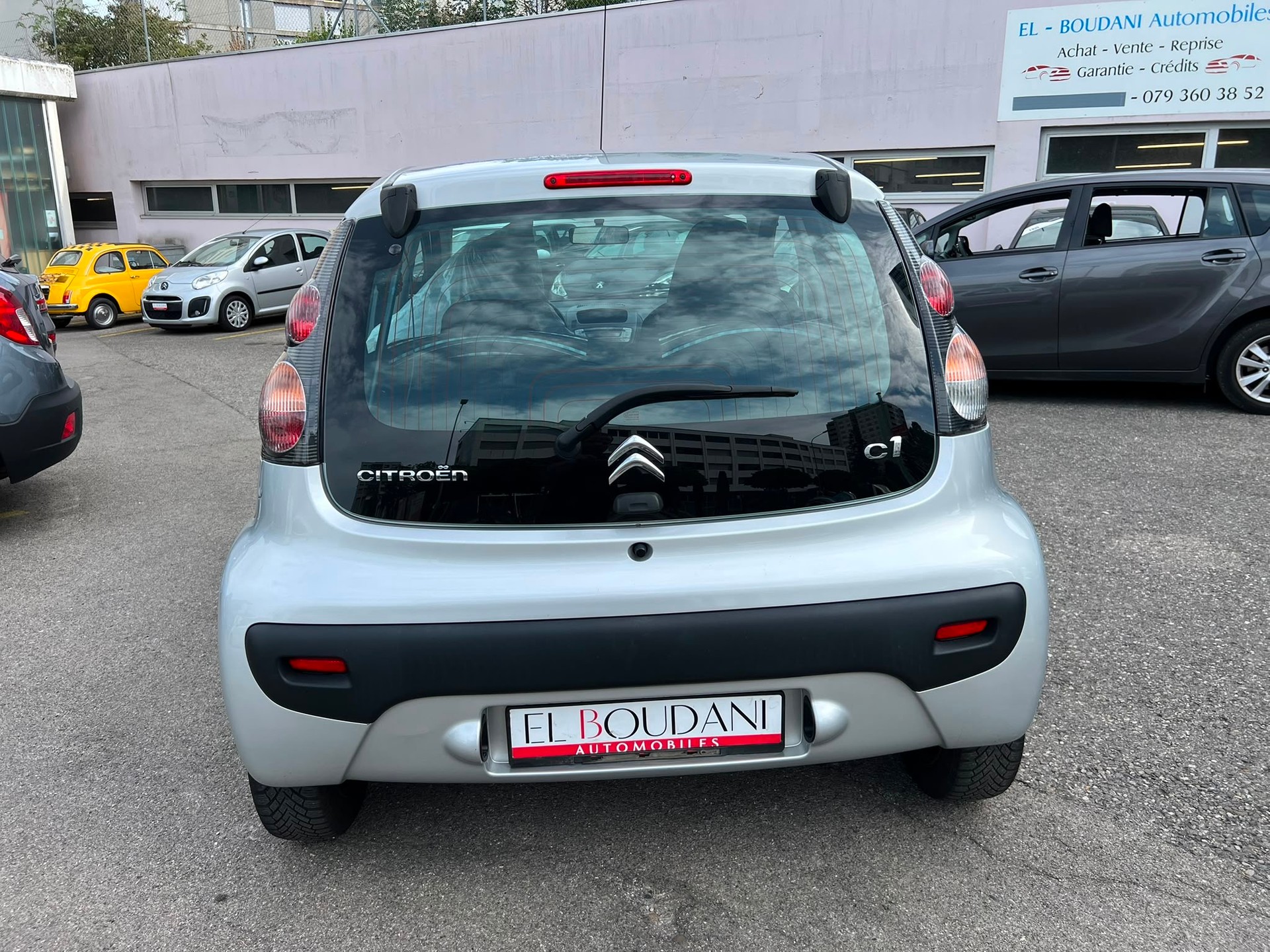 CITROEN C1 1.0i Exclusive-image-4