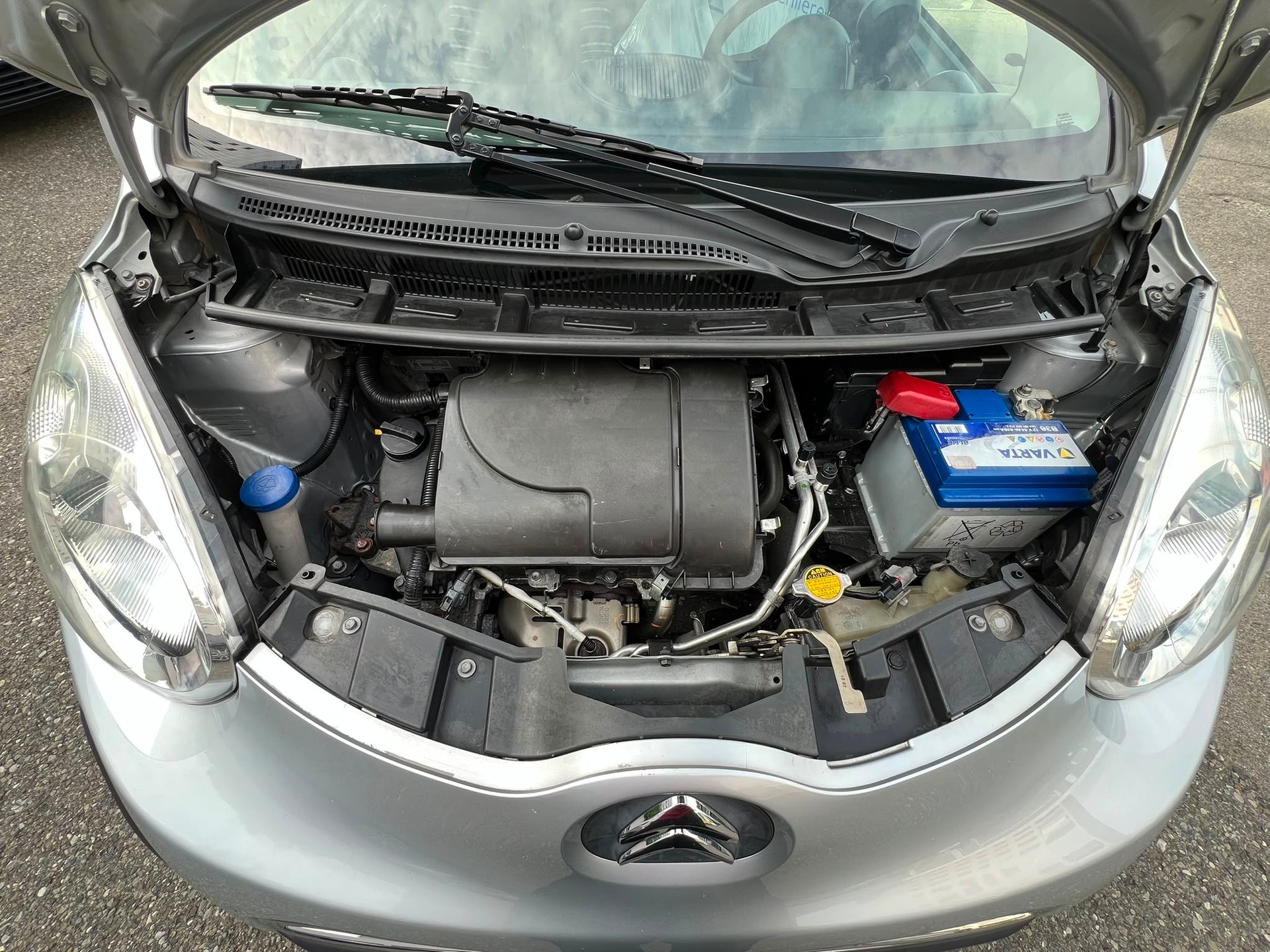 CITROEN C1 1.0i Exclusive-image-12