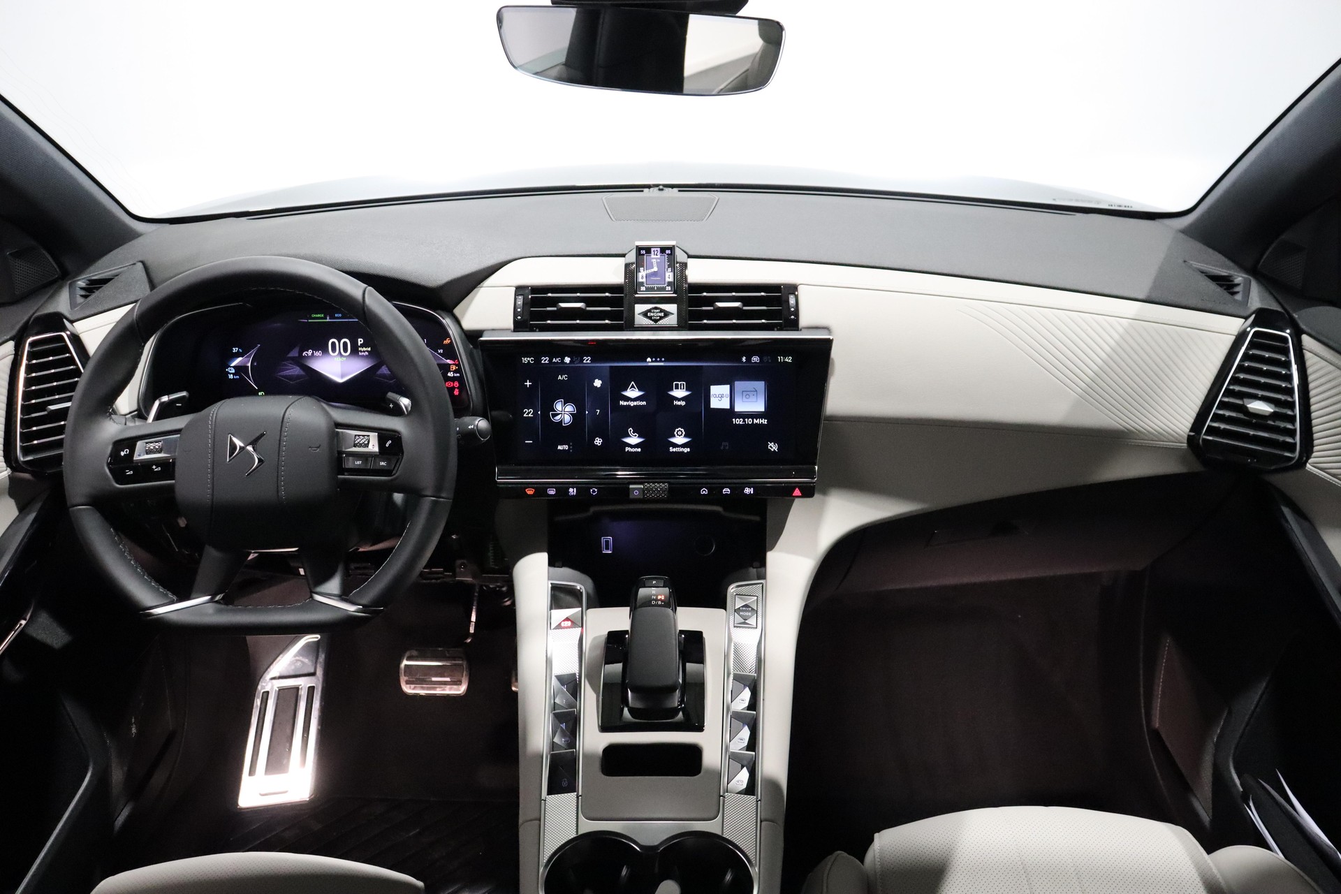 DS AUTOMOBILES 7 1.6 E-Tense Étoile 4x4-image-5