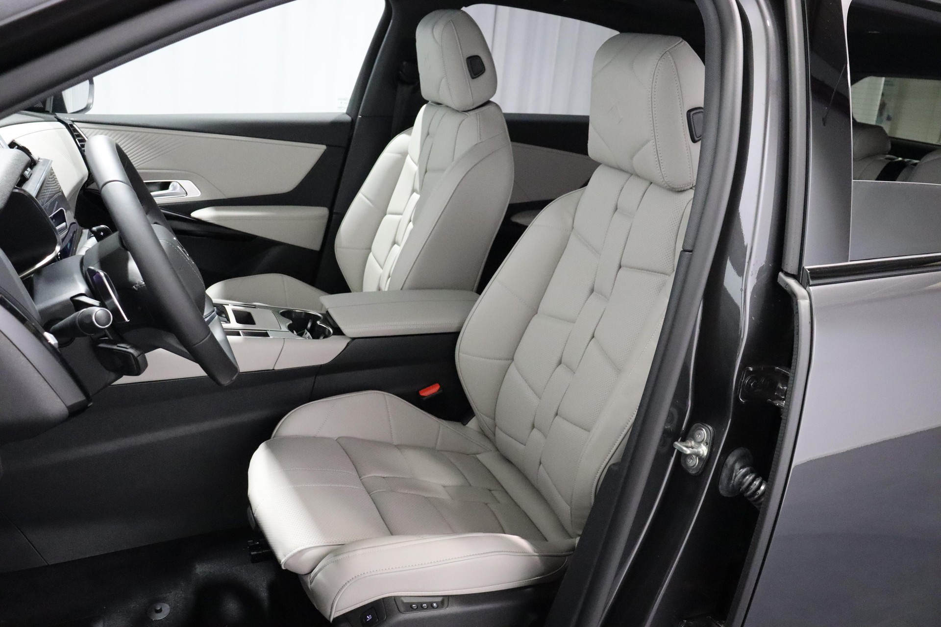 DS AUTOMOBILES 7 1.6 E-Tense Étoile 4x4-image-3