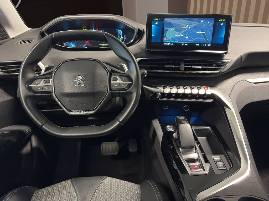 PEUGEOT 3008 225e Hybrid2 Allure Pack EAT8-image-4