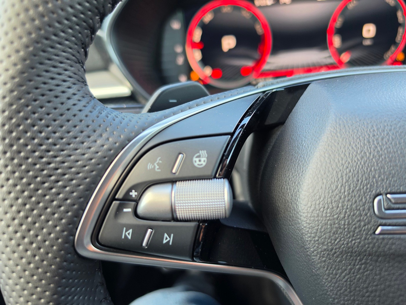 SKODA Fabia 1.5 TSI Motorsport DSG-image-17