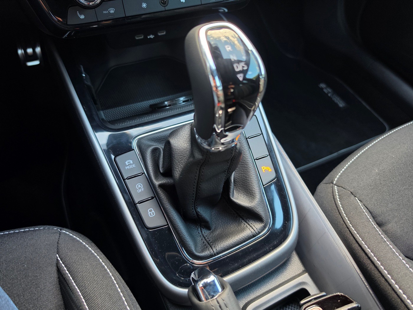 SKODA Fabia 1.5 TSI Motorsport DSG-image-14