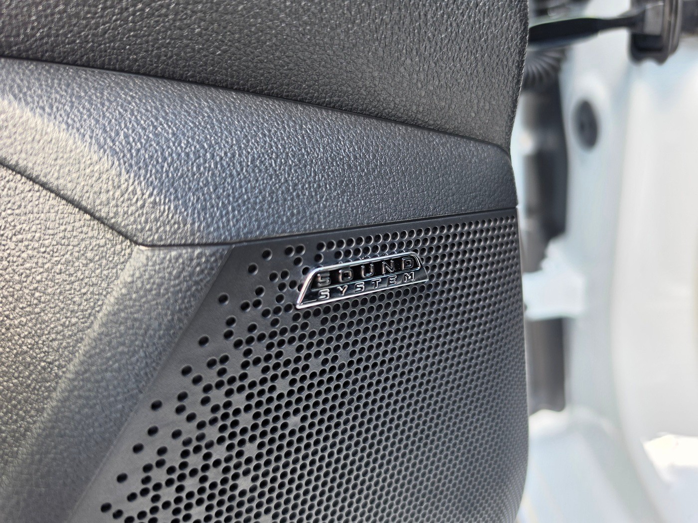 SKODA Fabia 1.5 TSI Motorsport DSG-image-18