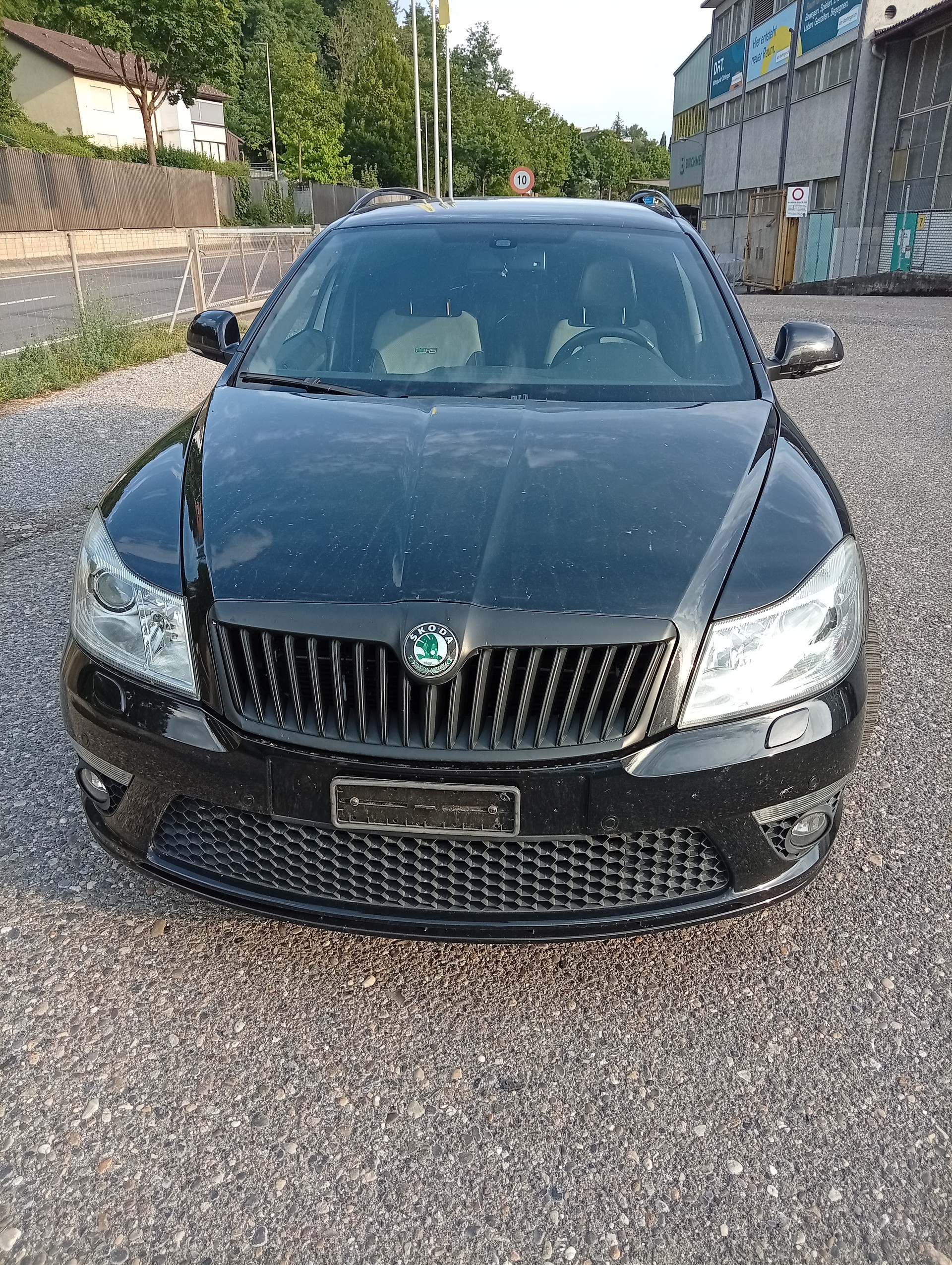 SKODA Octavia Combi 2.0 TSI RS-image-3