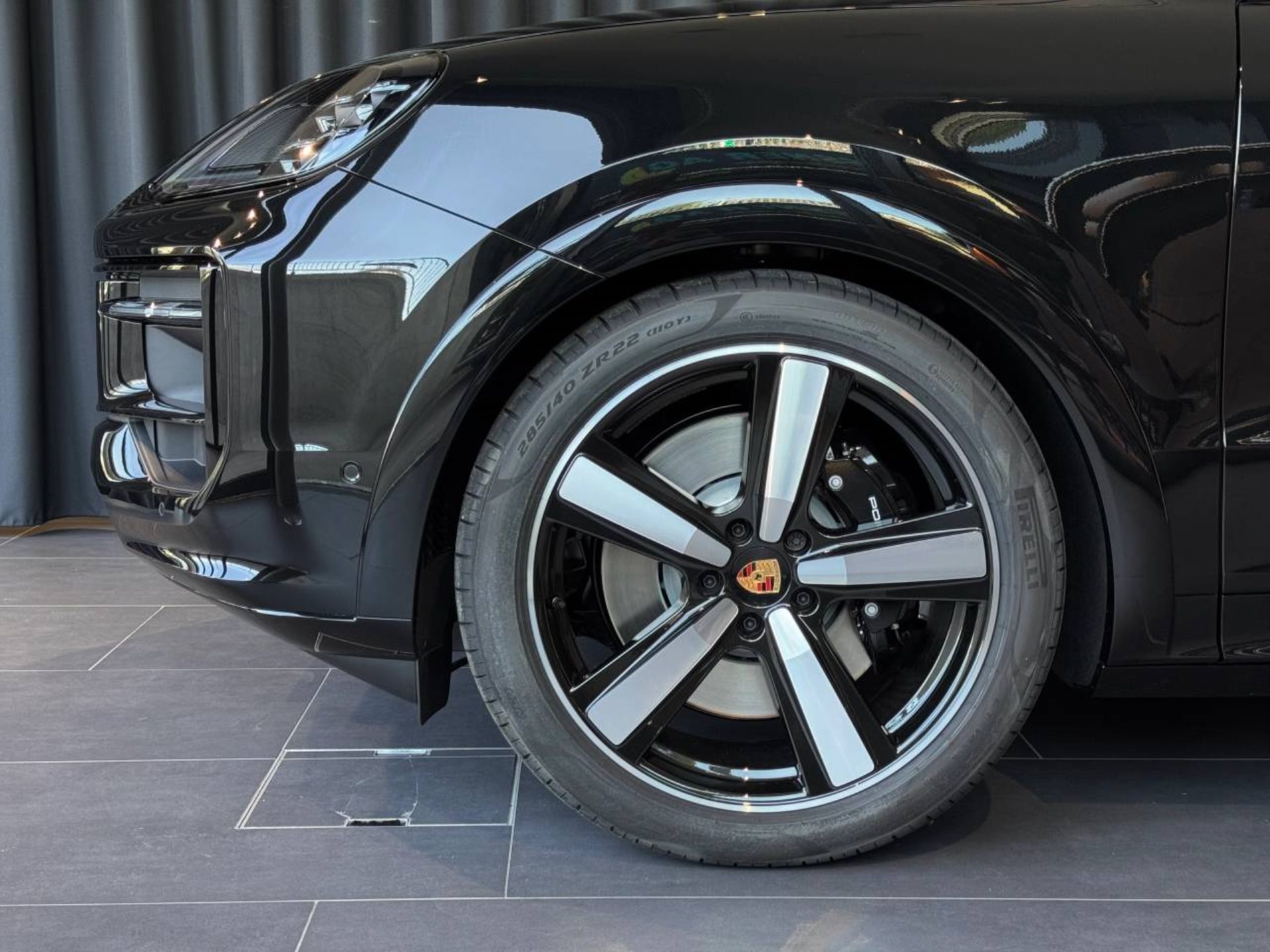 PORSCHE Cayenne GTS-image-10