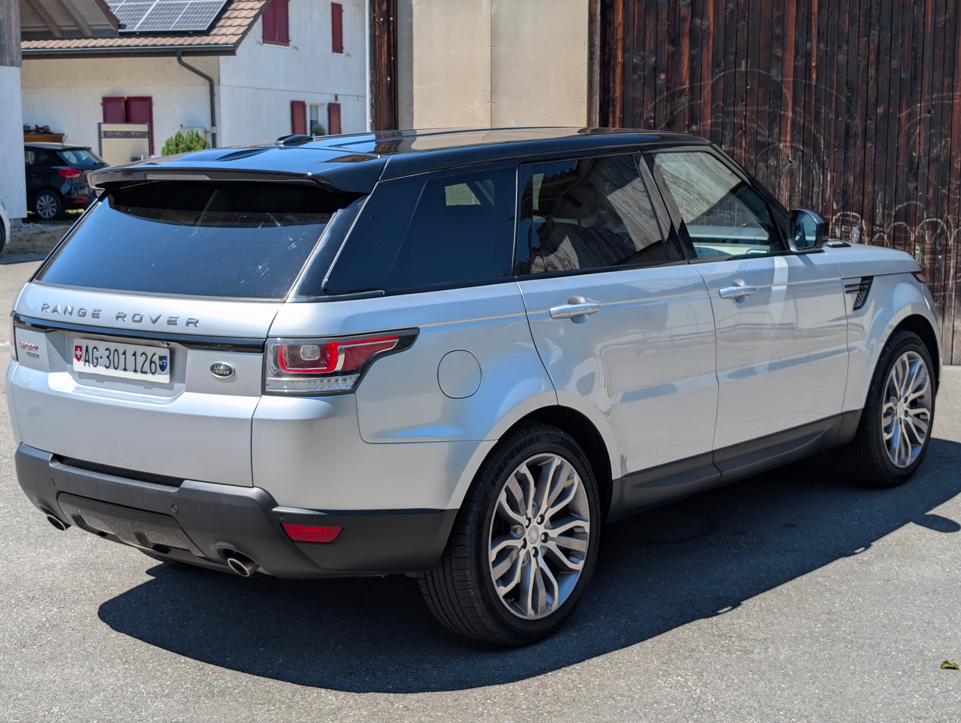 LAND ROVER 3.0 SDV6 HSE Dynamic-image-3