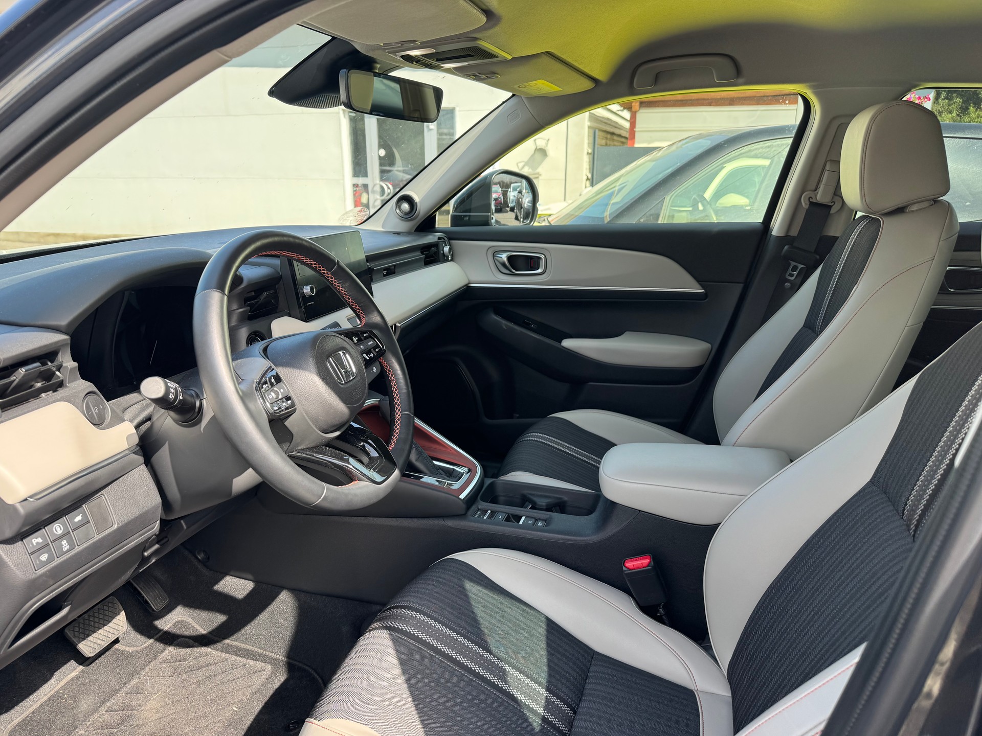 HONDA HR-V 1.5i-MMD Advance Style CVT-image-6