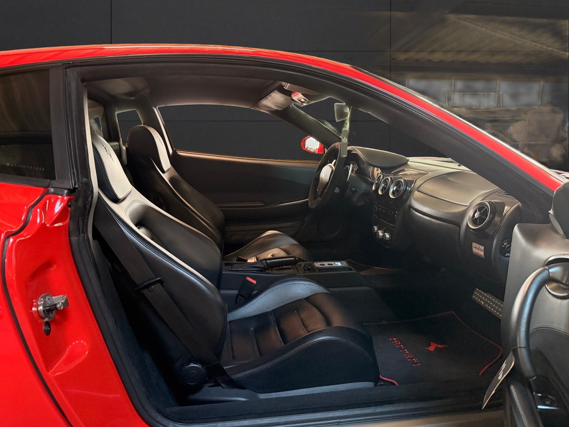 FERRARI F430-image-13