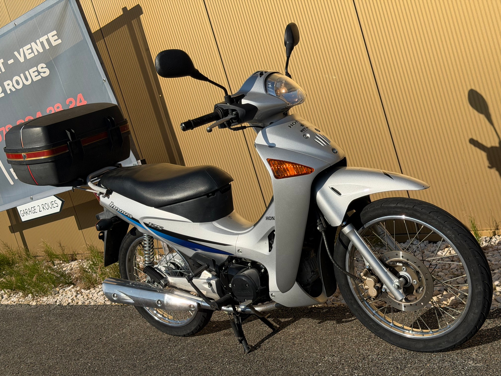 HONDA ANF 125 INNOVA-showroom-element-2