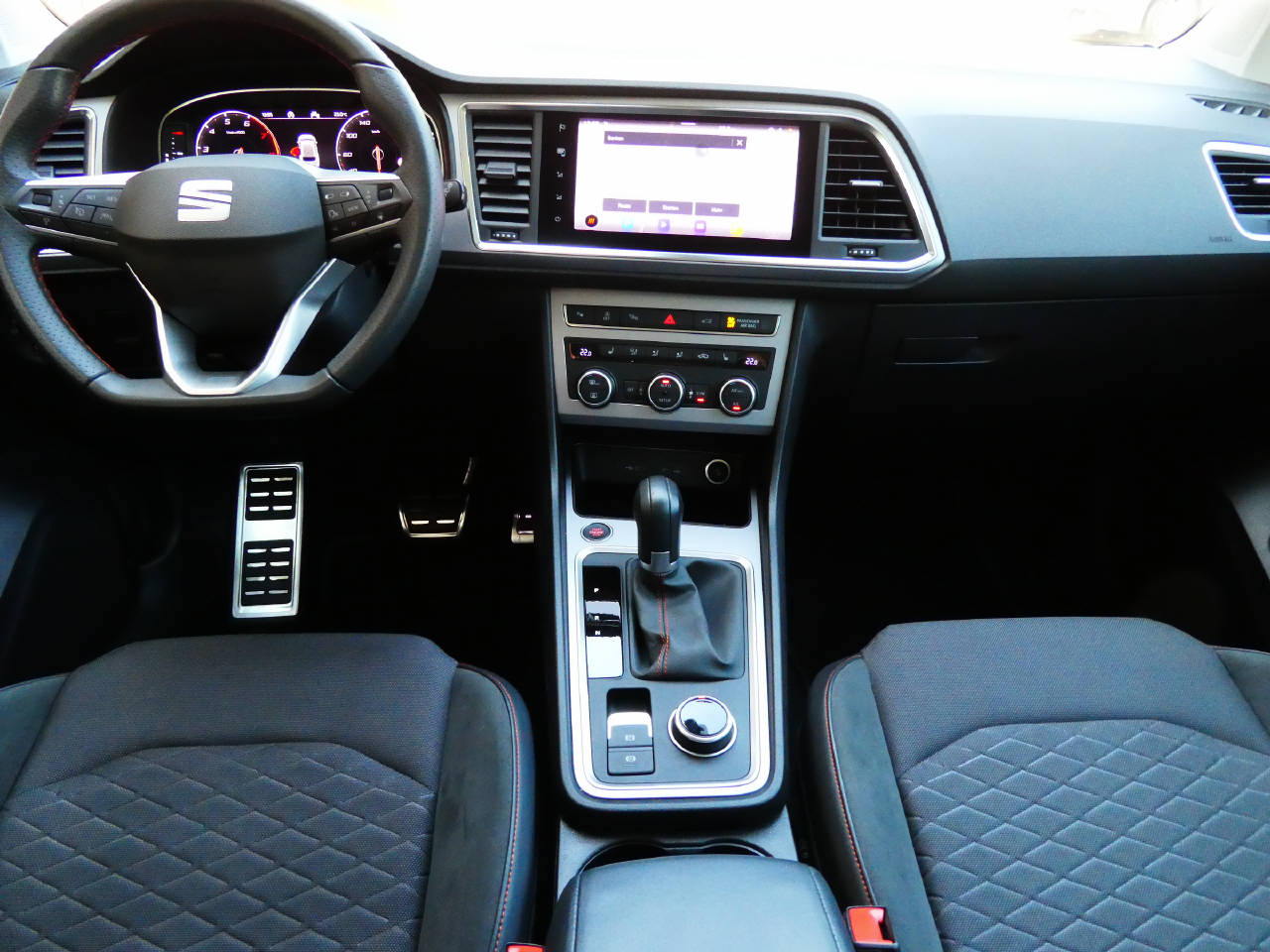SEAT Ateca 1.5 TSI FR DSG-image-14